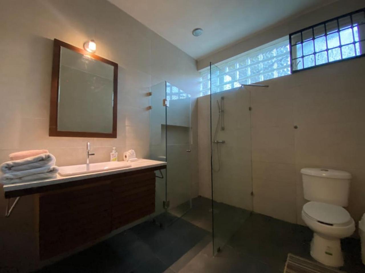 Apartment The Location 2br Condo- 100m To And 5ave