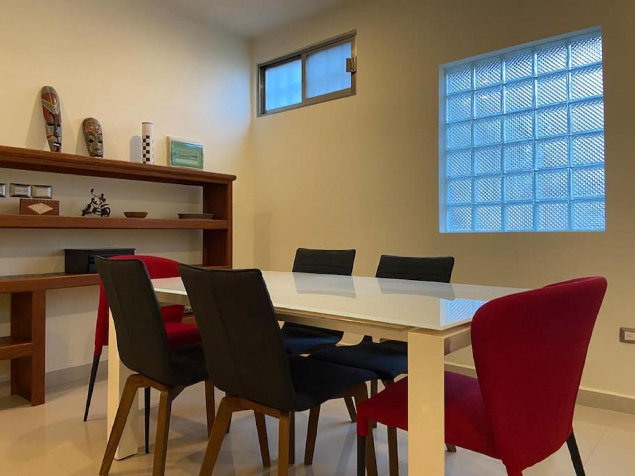 Apartment The Location 2br Condo- 100m To And 5ave