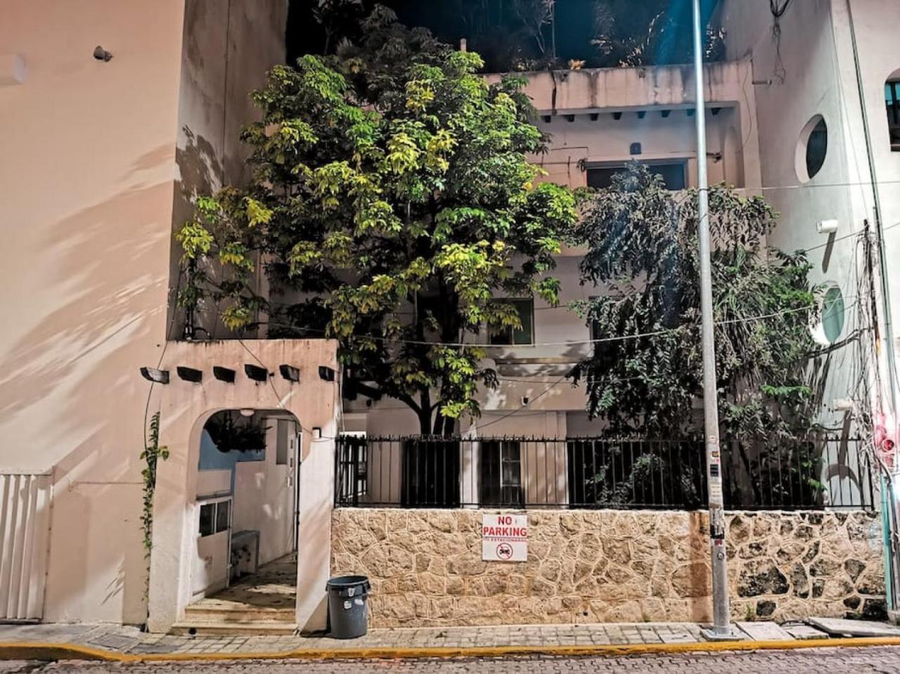 Apartment The Location 2br Condo- 100m To And 5ave Playa del Carmen