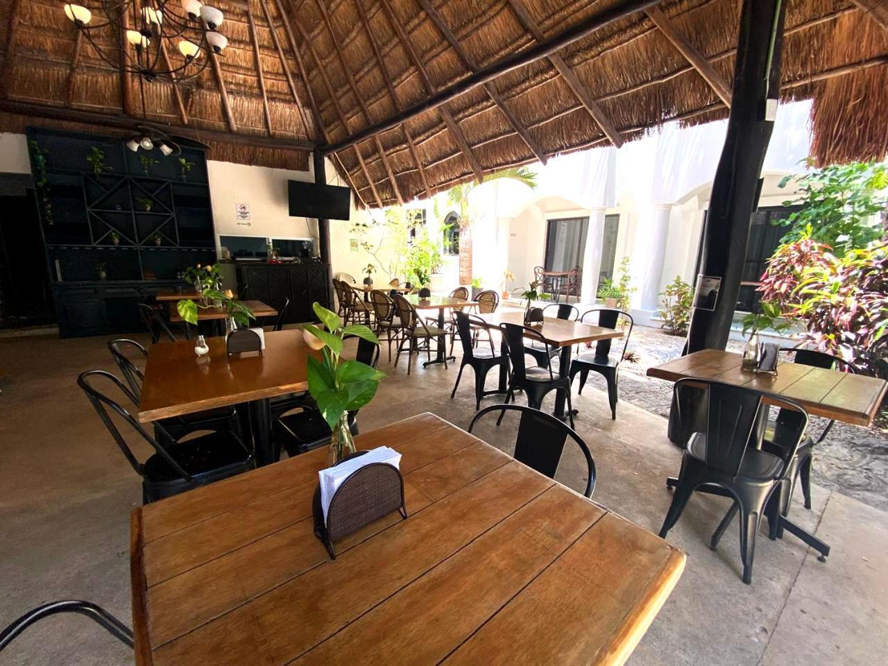 Hacienda Paradise Hotel