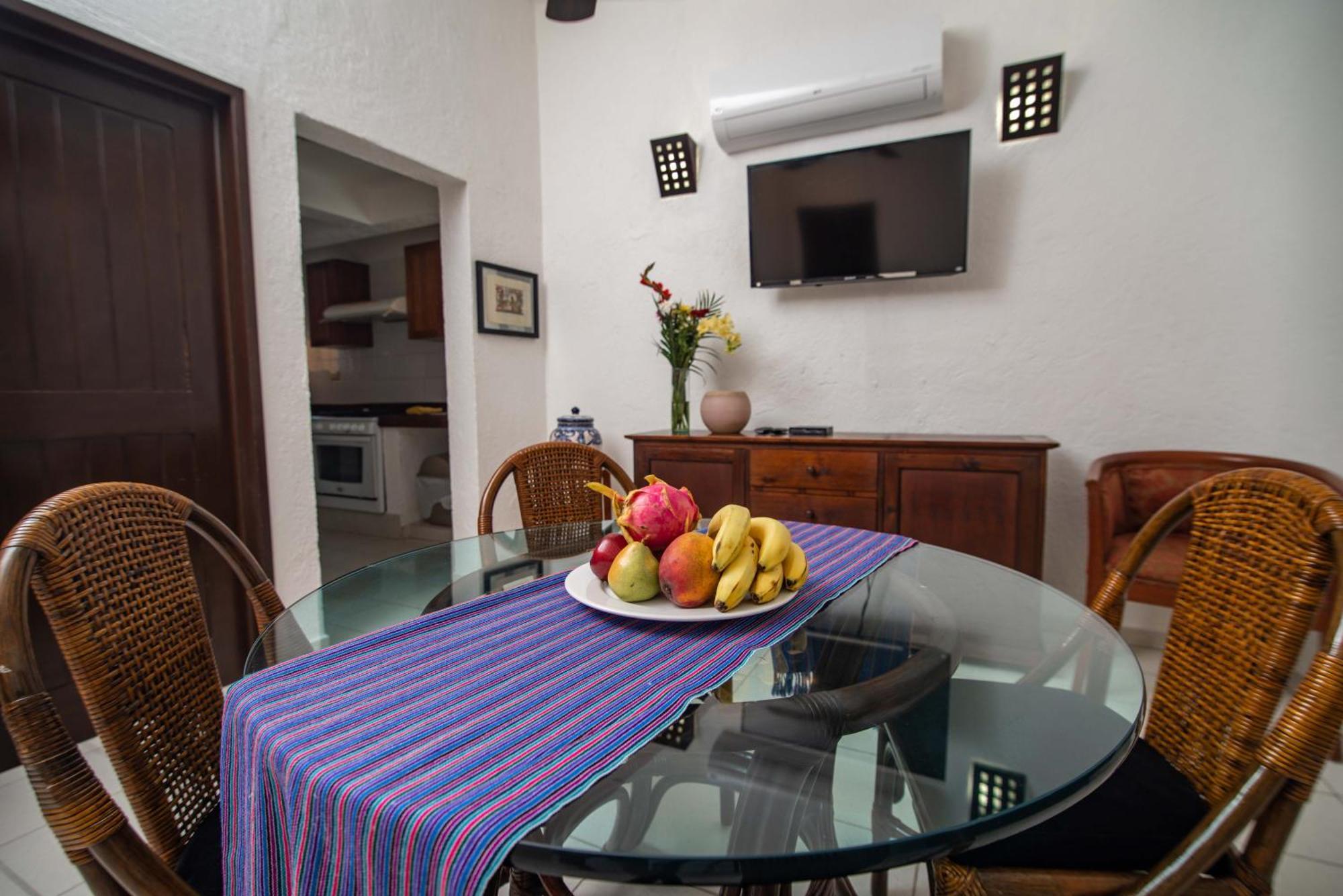 2br Close To The And 1 Block From 5th Av Apartment Playa del Carmen