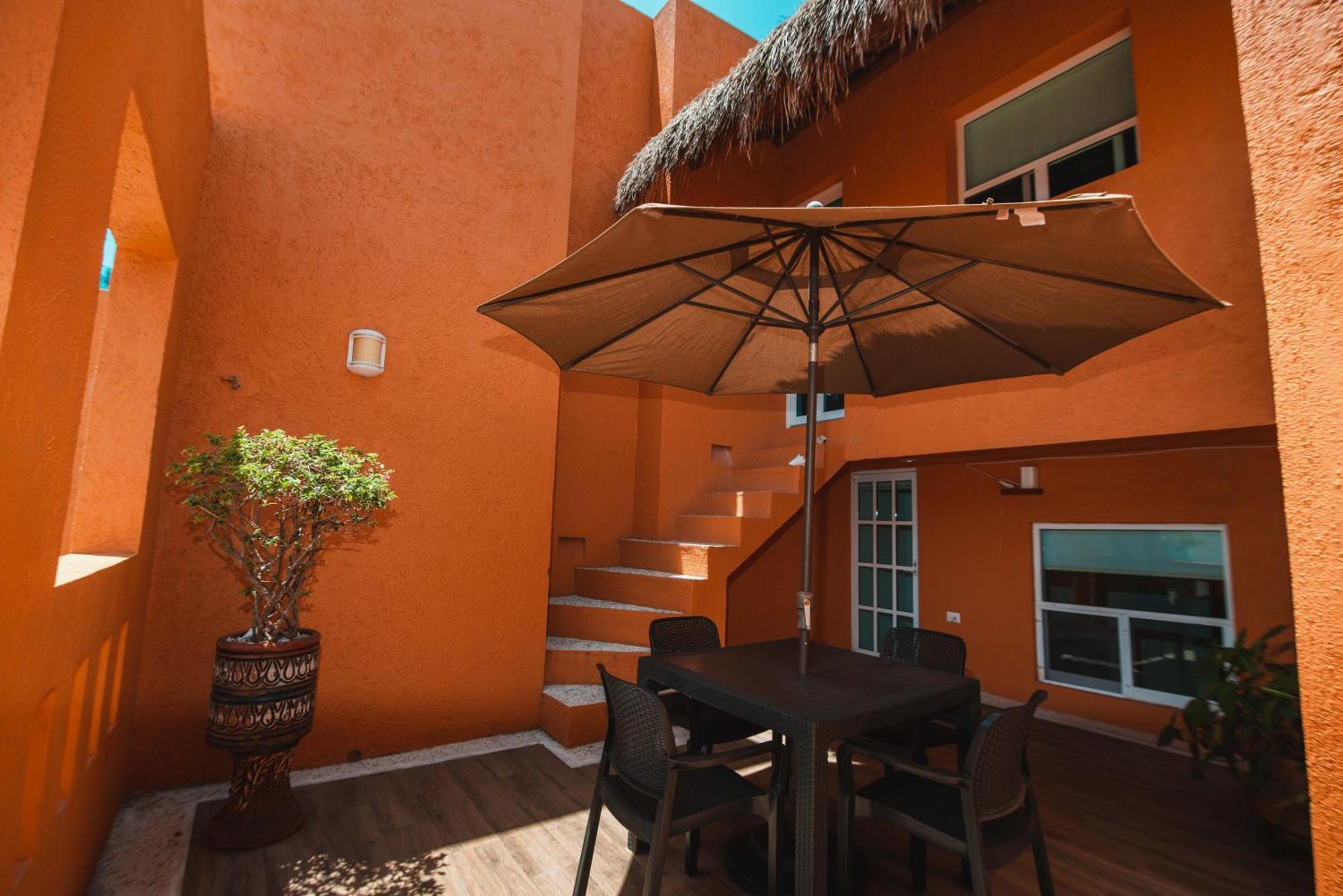 Apartment 2br Close To The And 1 Block From 5th Av Playa del Carmen