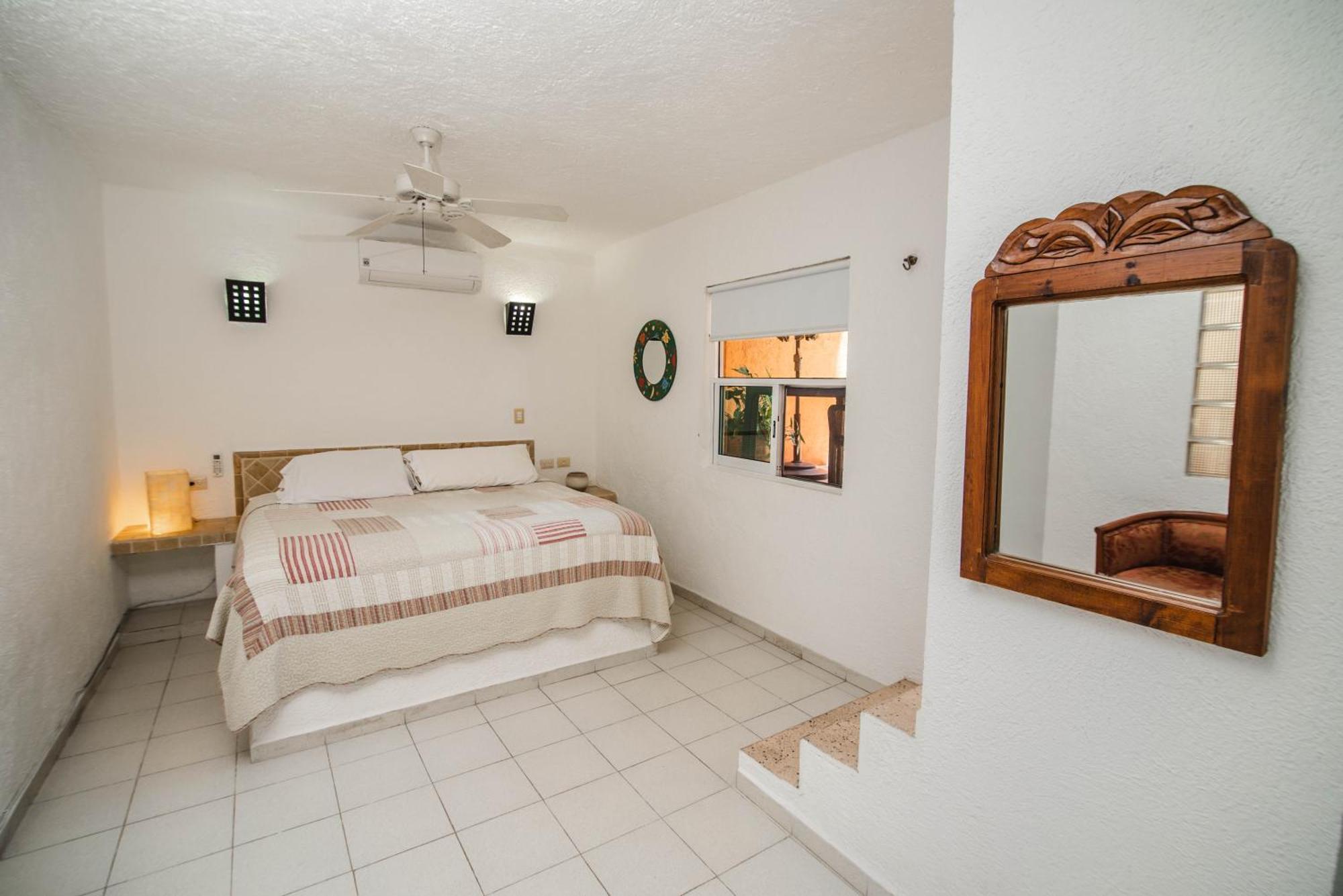 2br Close To The And 1 Block From 5th Av Apartment *