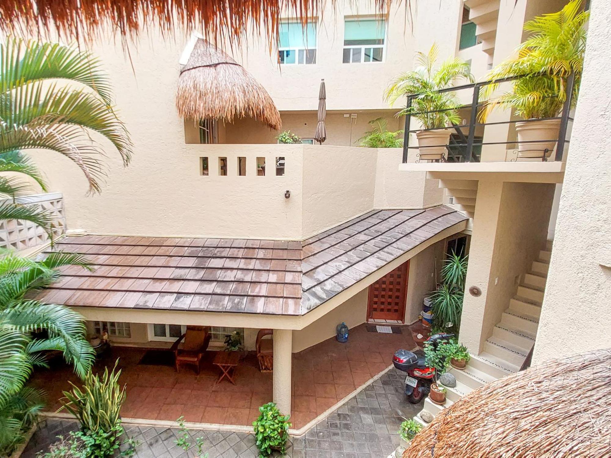 2br Close To The And 1 Block From 5th Av *