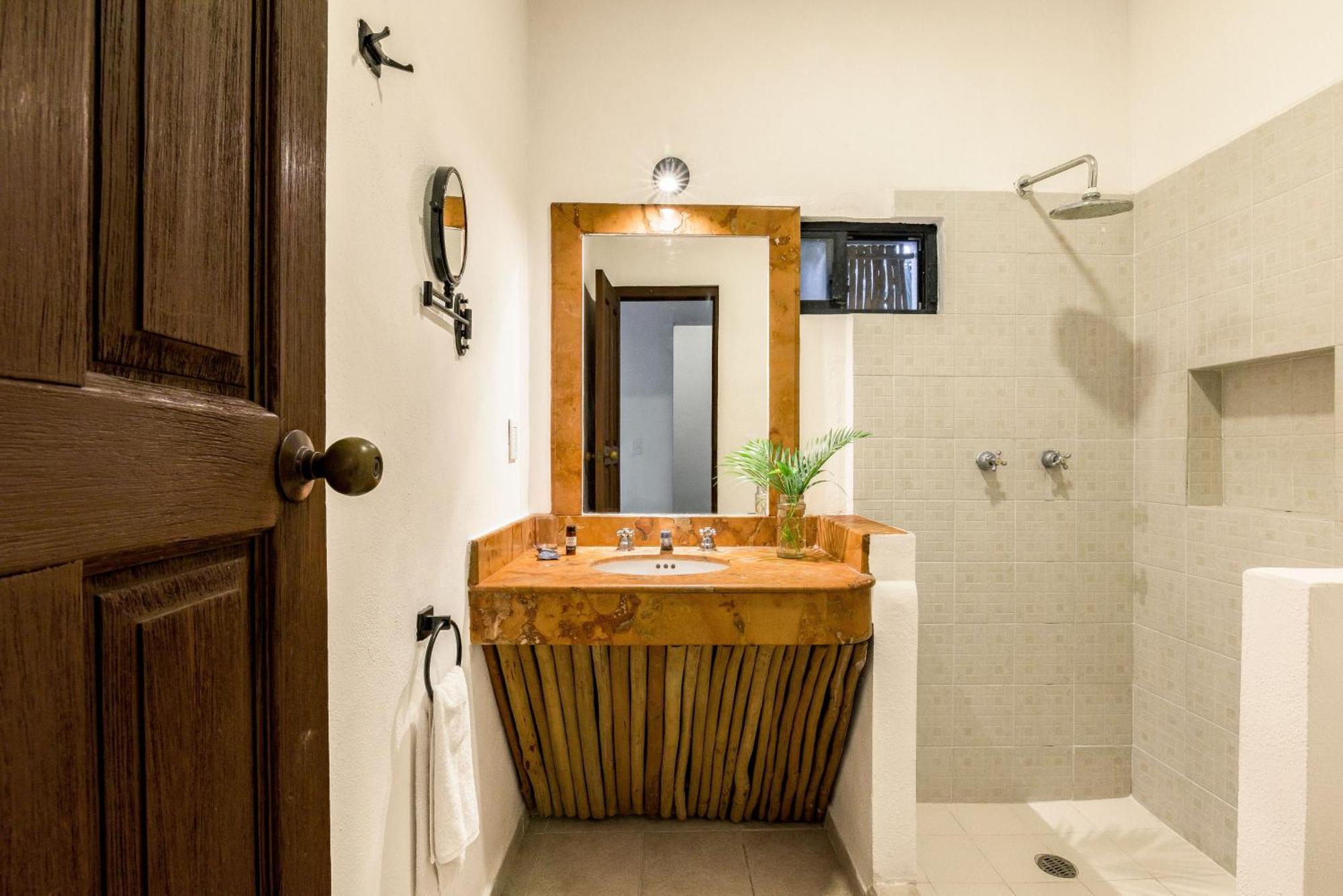 Hotel Banana Boutique & - 5th Av 3*