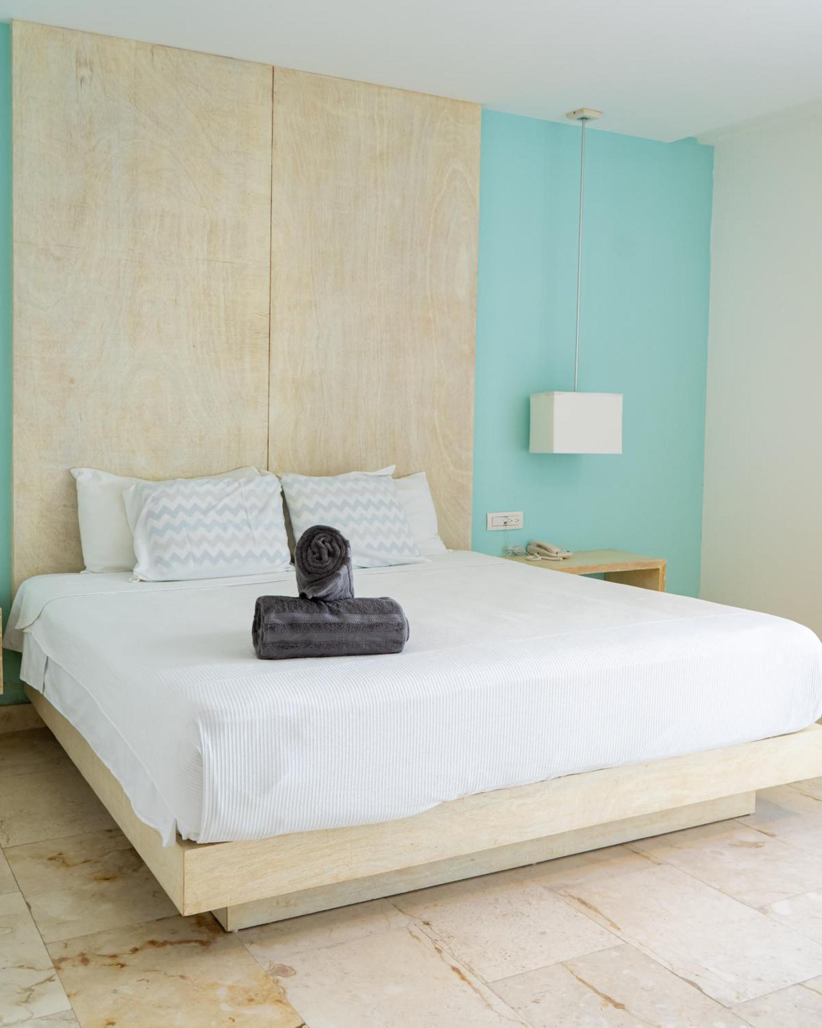 Anah 10 Apartment *