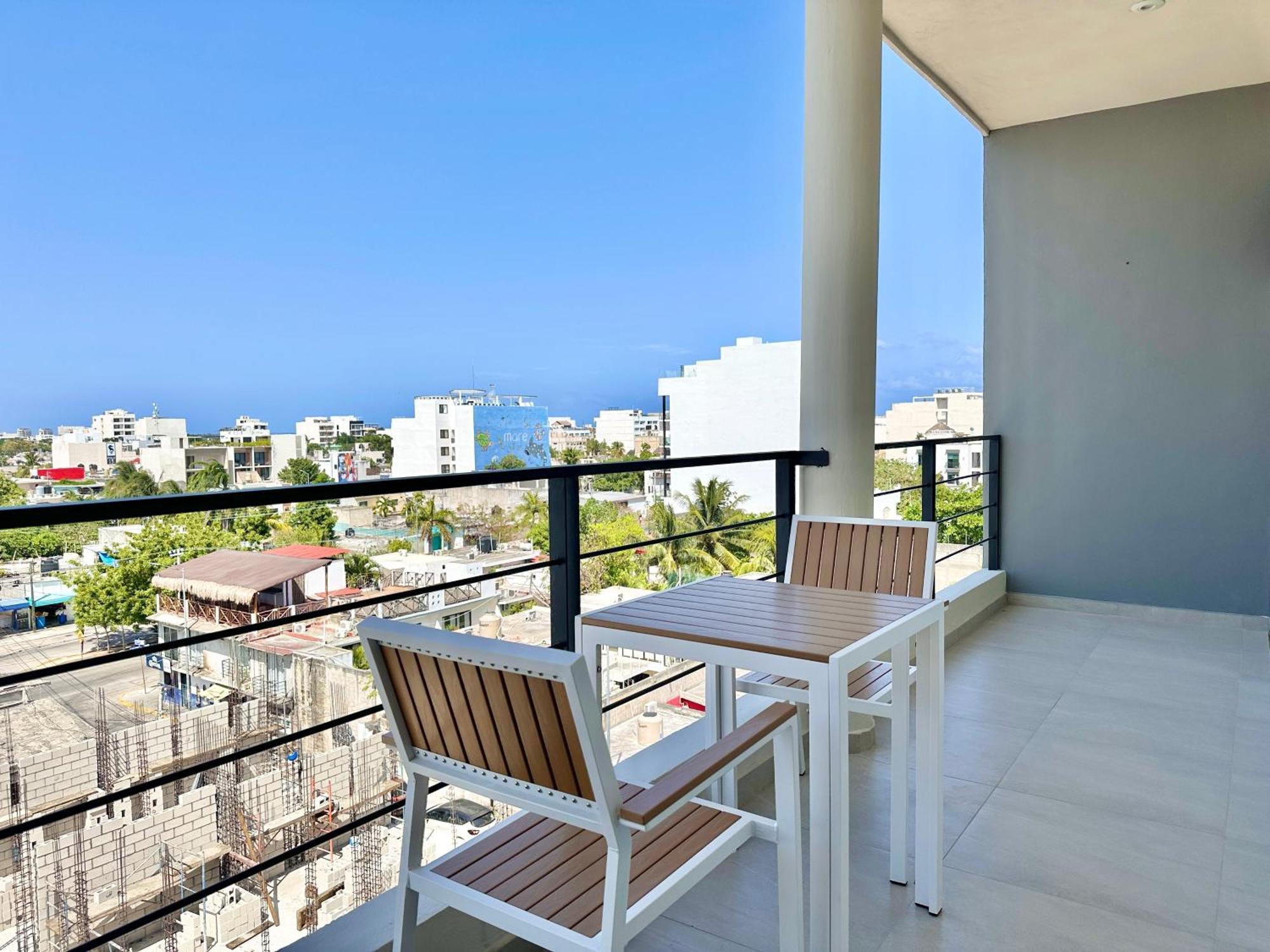 Levitat Hunah Aparthotel