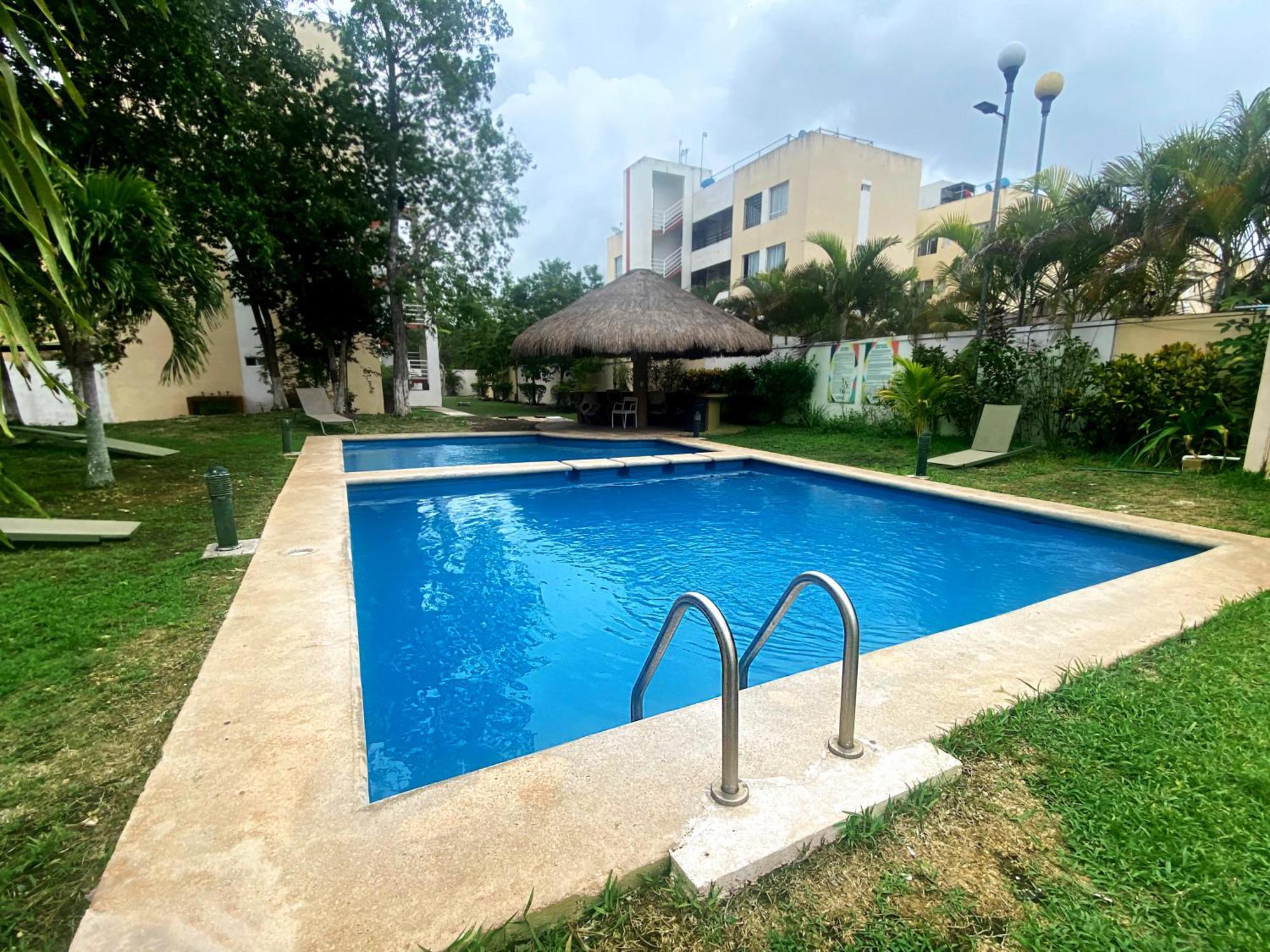 Comodo Y Accesible Departamento Con Piscina En Pdc * Playa del Carmen