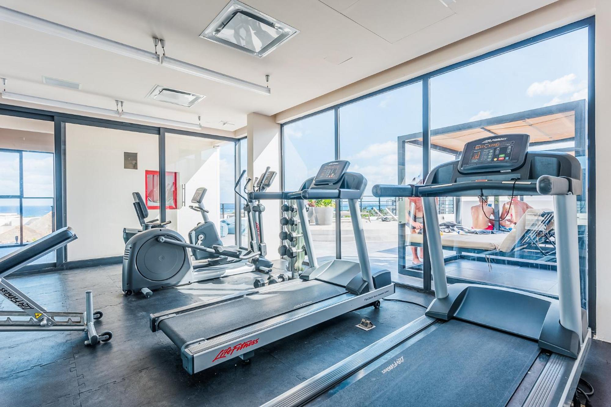 Apartment Beautiful With Kitchen Ac Gym Pool Ocean View From The Rooftop