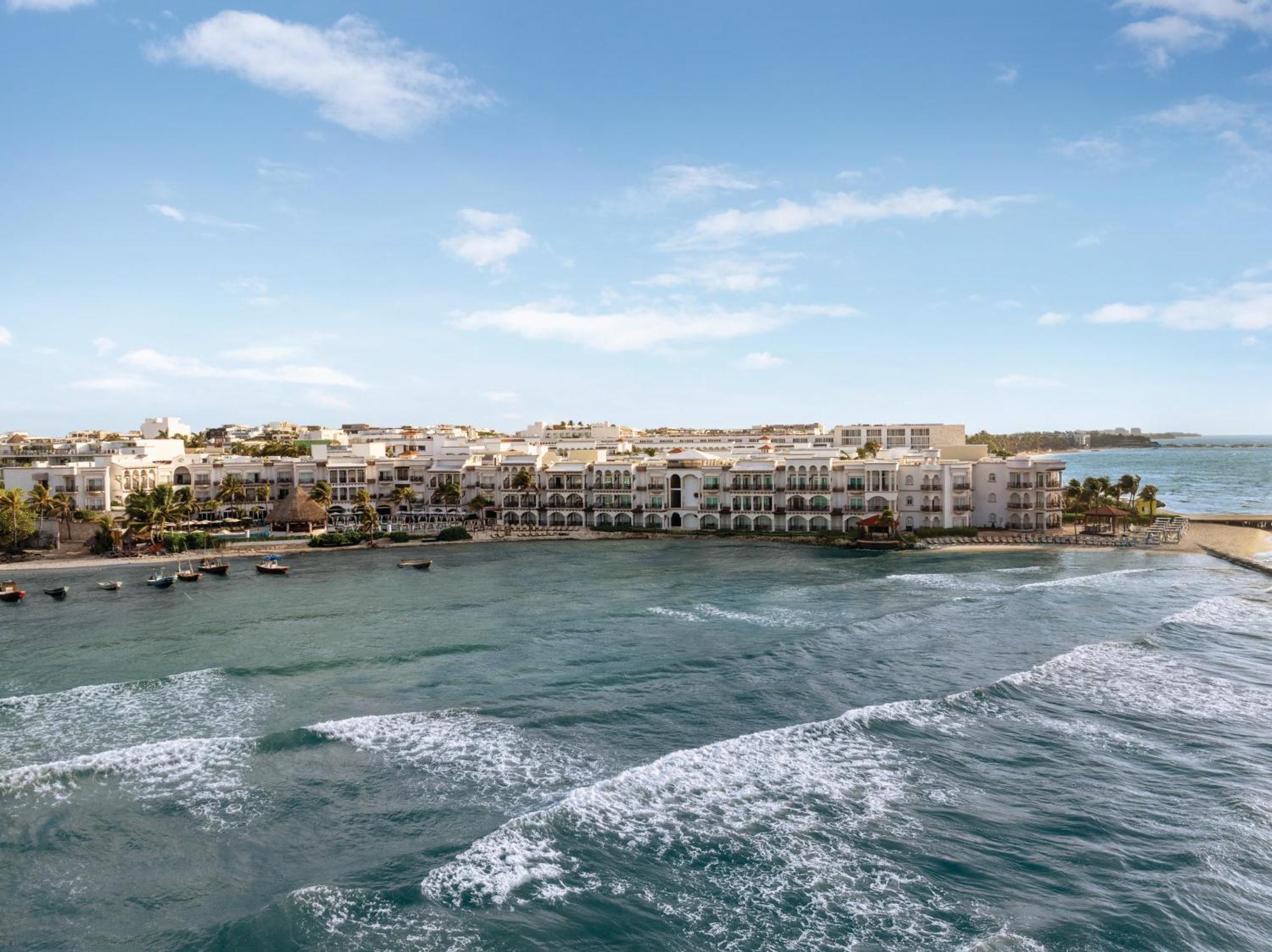 Resort Wyndham Alltra Adults Only Playa del Carmen