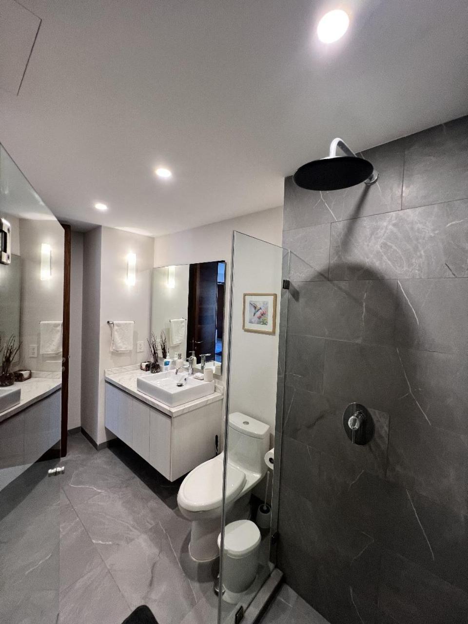 Moderno Departamento En * Playa del Carmen