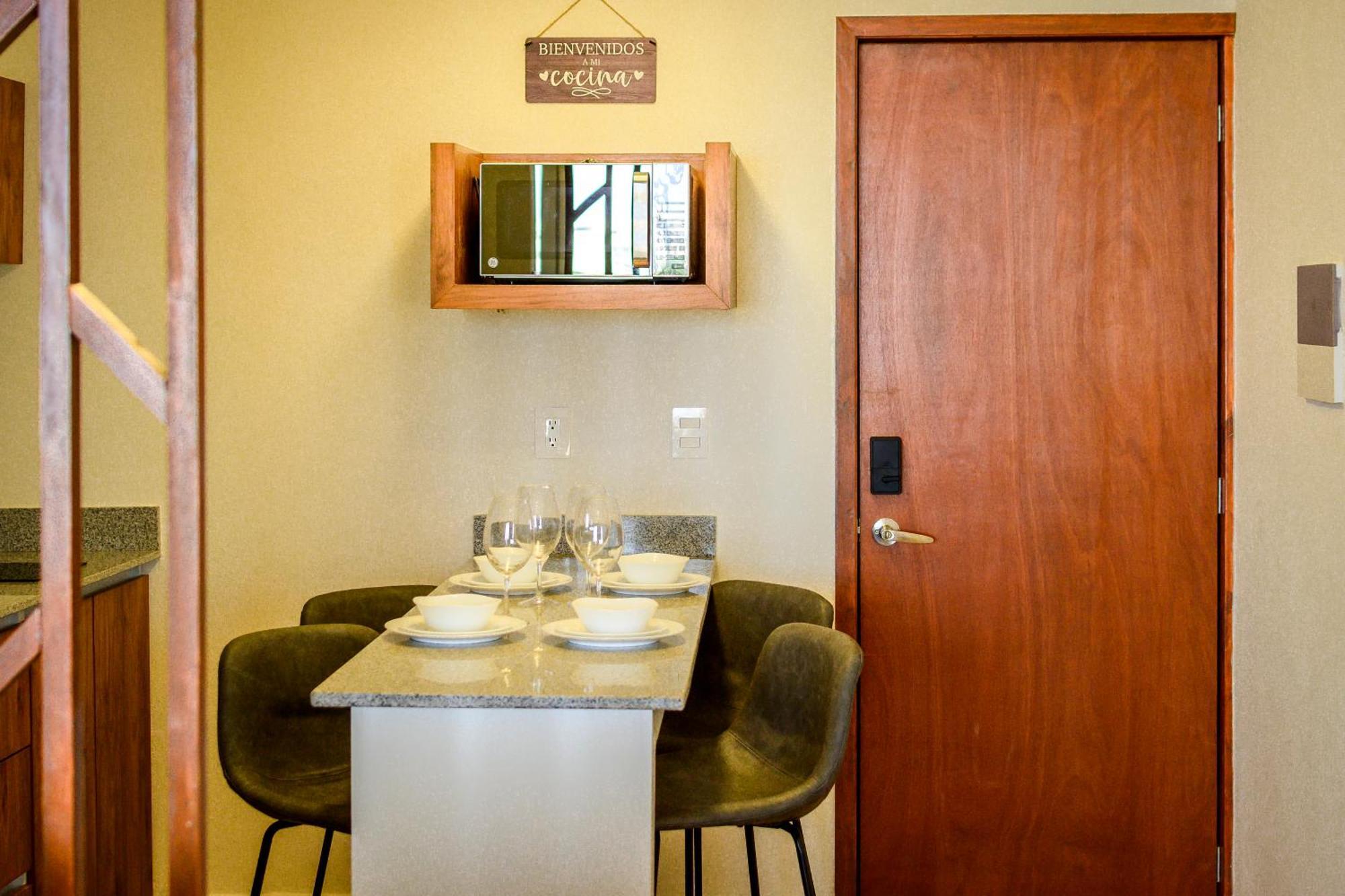 New! Elegant & Wonderful In Excellent Area By Yeah