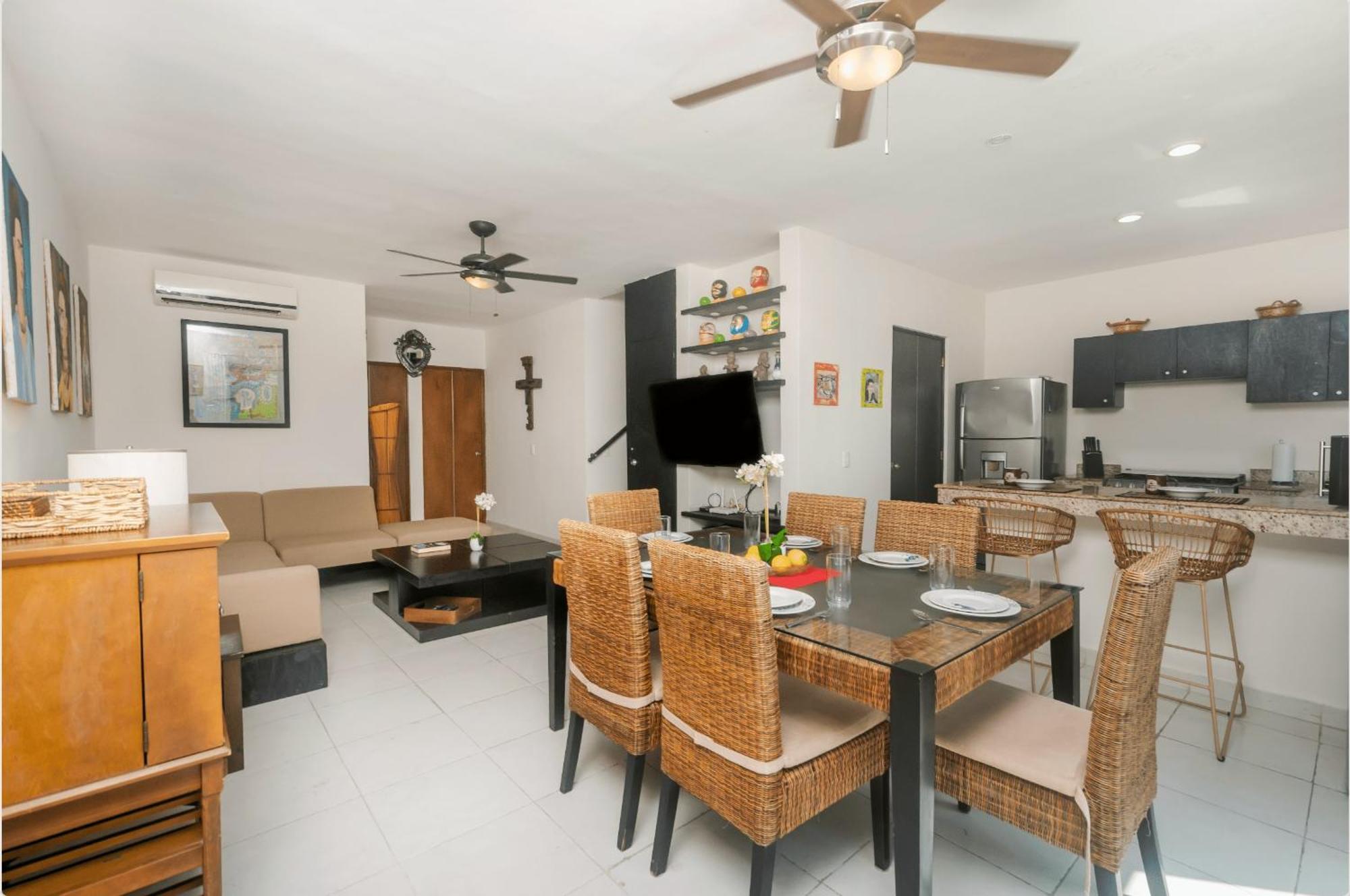 Downtown Penthouse, Pool, Pvt Roof Terrace With Bbq Vakantiehuis Playa del Carmen