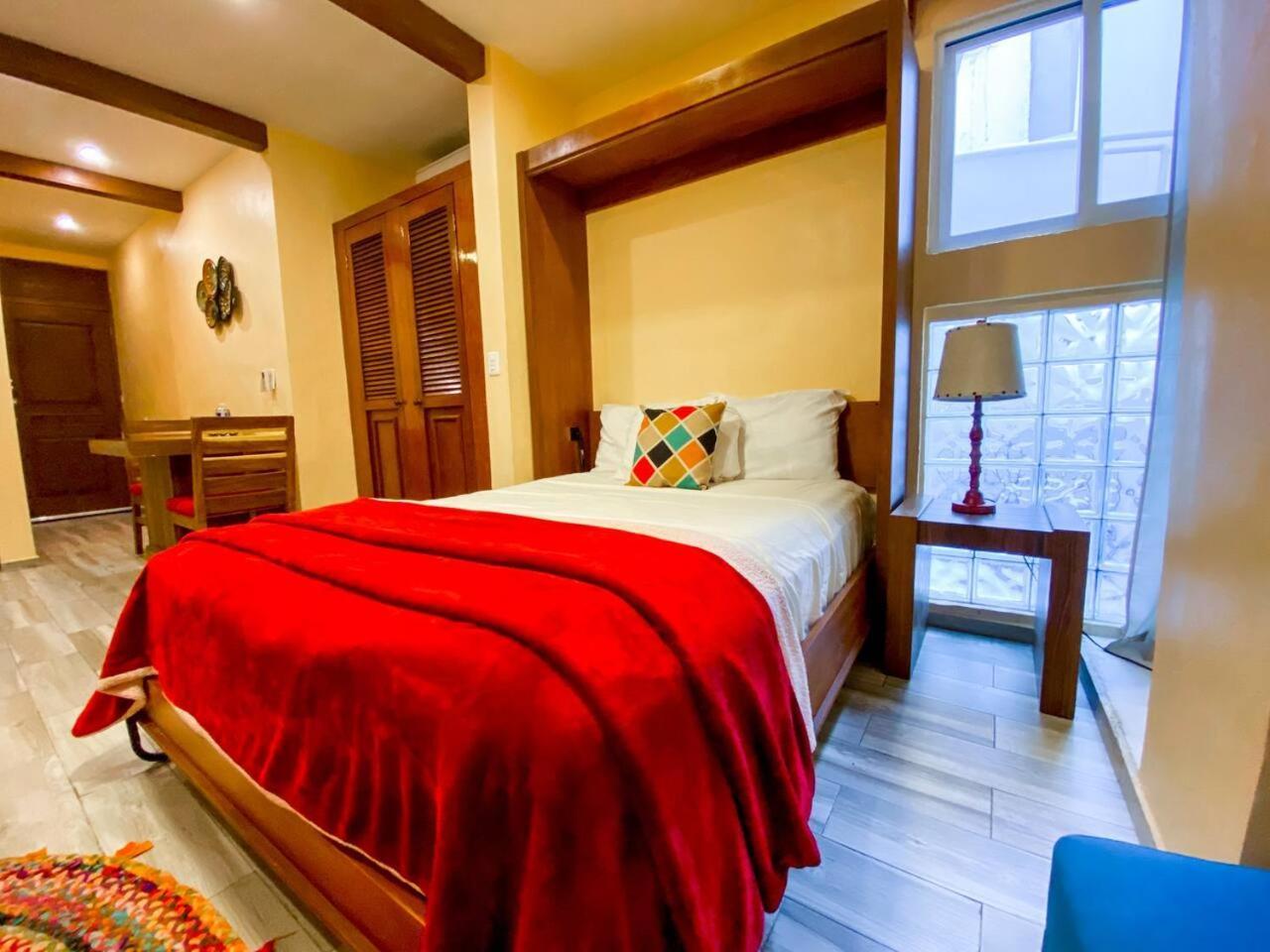 Colorful Hacienda Style 2br With Pool Steps To *