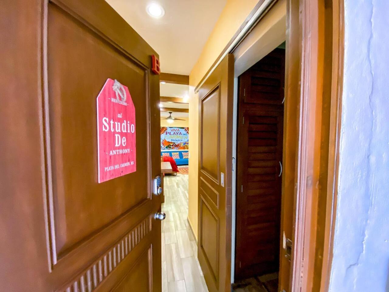 Colorful Hacienda Style 2br With Pool Steps To Playa del Carmen