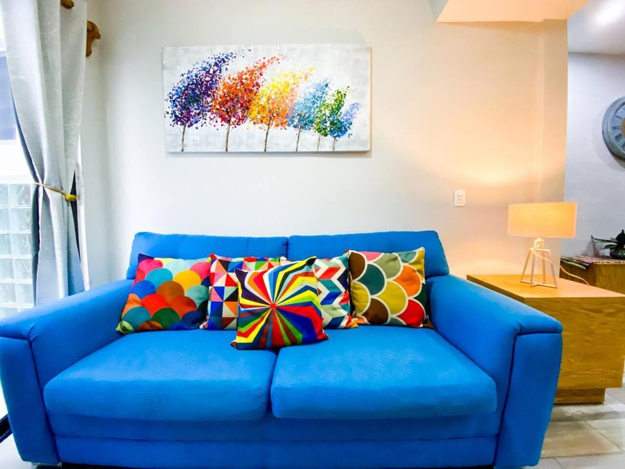 Colorful Hacienda Style 2br With Pool Steps To