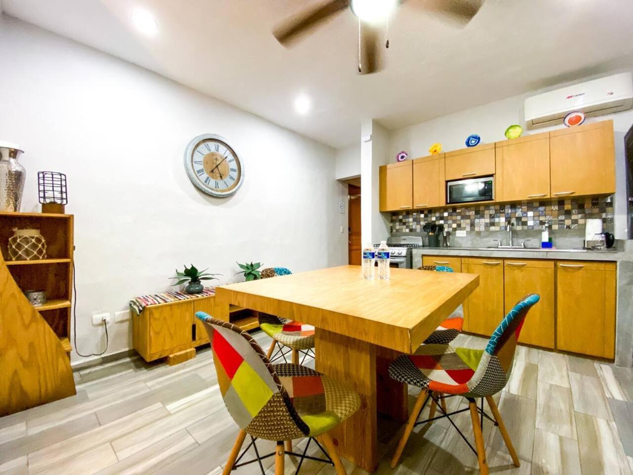 Colorful Hacienda Style 2br With Pool Steps To Playa del Carmen