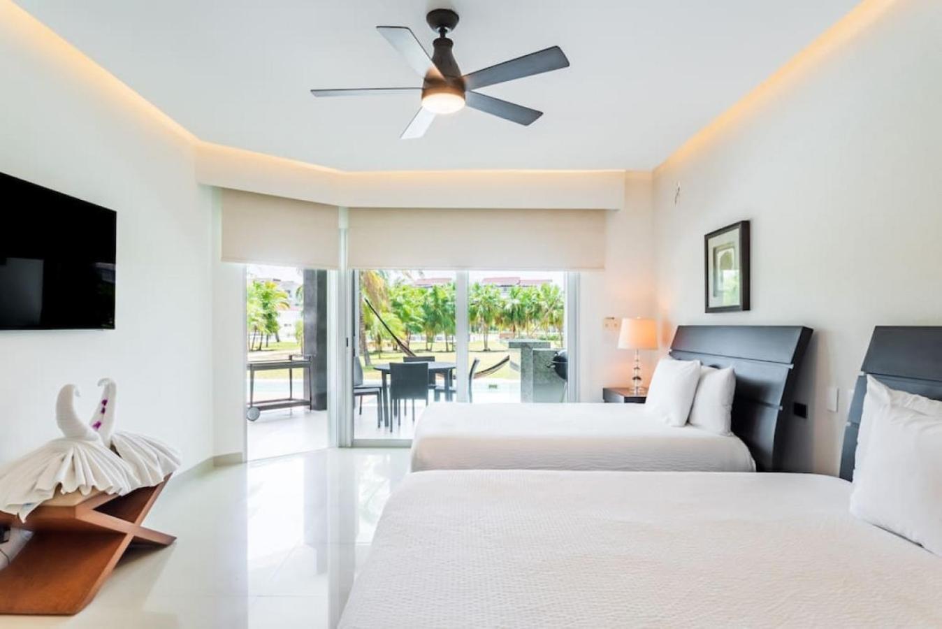 3br With Private Pool And Amenities Playa del Carmen