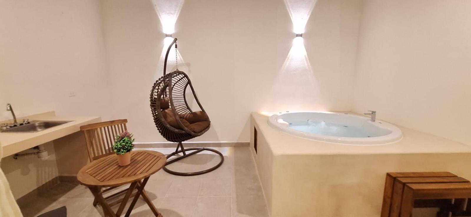 Itzamna Deluxe Con Jacuzzi