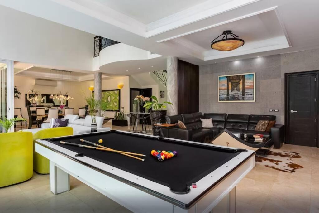 60 Off Lujosa Casa Con Billar Y Alberca Privada *