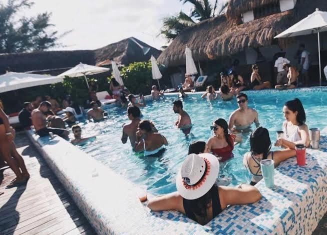 Tucasaenplaya Aparthotel *