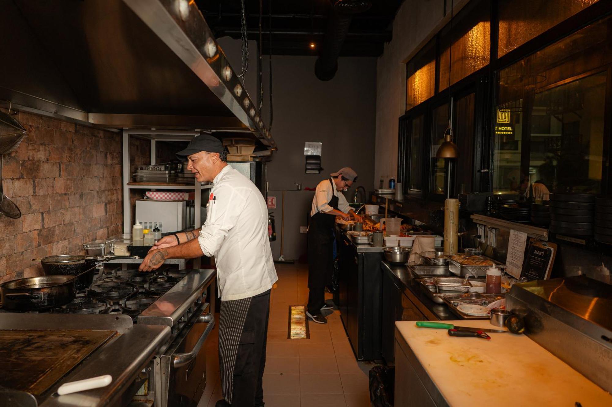 It Boutique & Restaurant Hotel