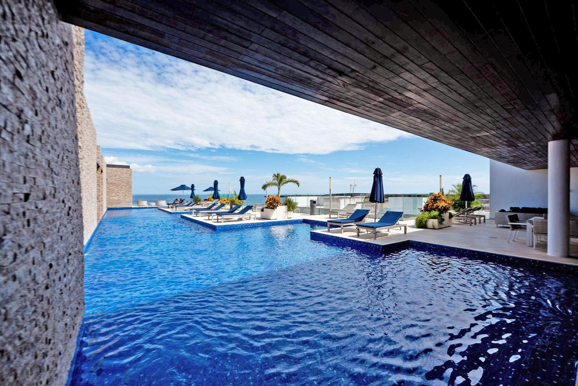 Exquisite Luxurious 1 Bedroom Cruz Con Mar Apartment *