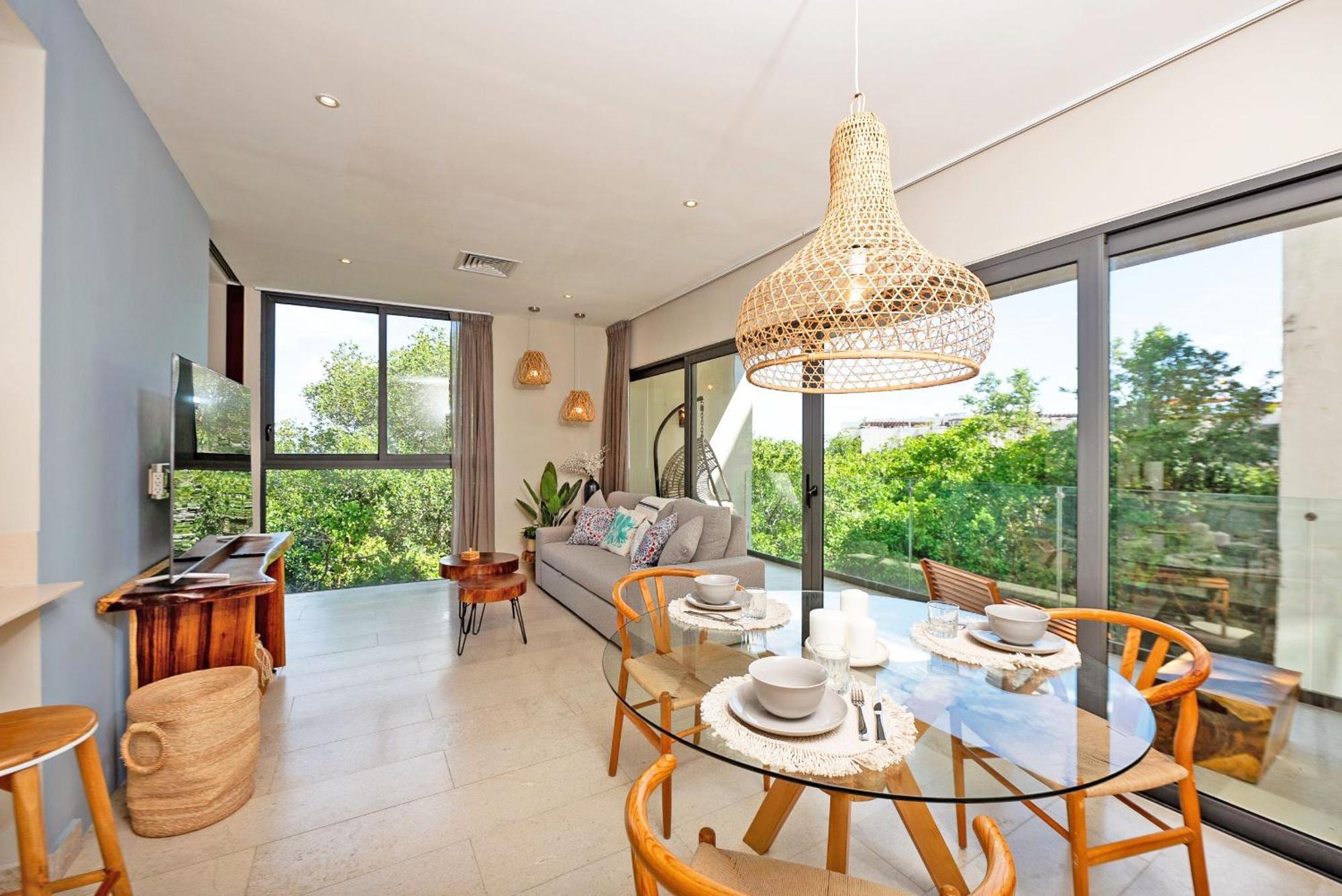 Exquisite Luxurious 1 Bedroom Cruz Con Mar Apartment Playa del Carmen