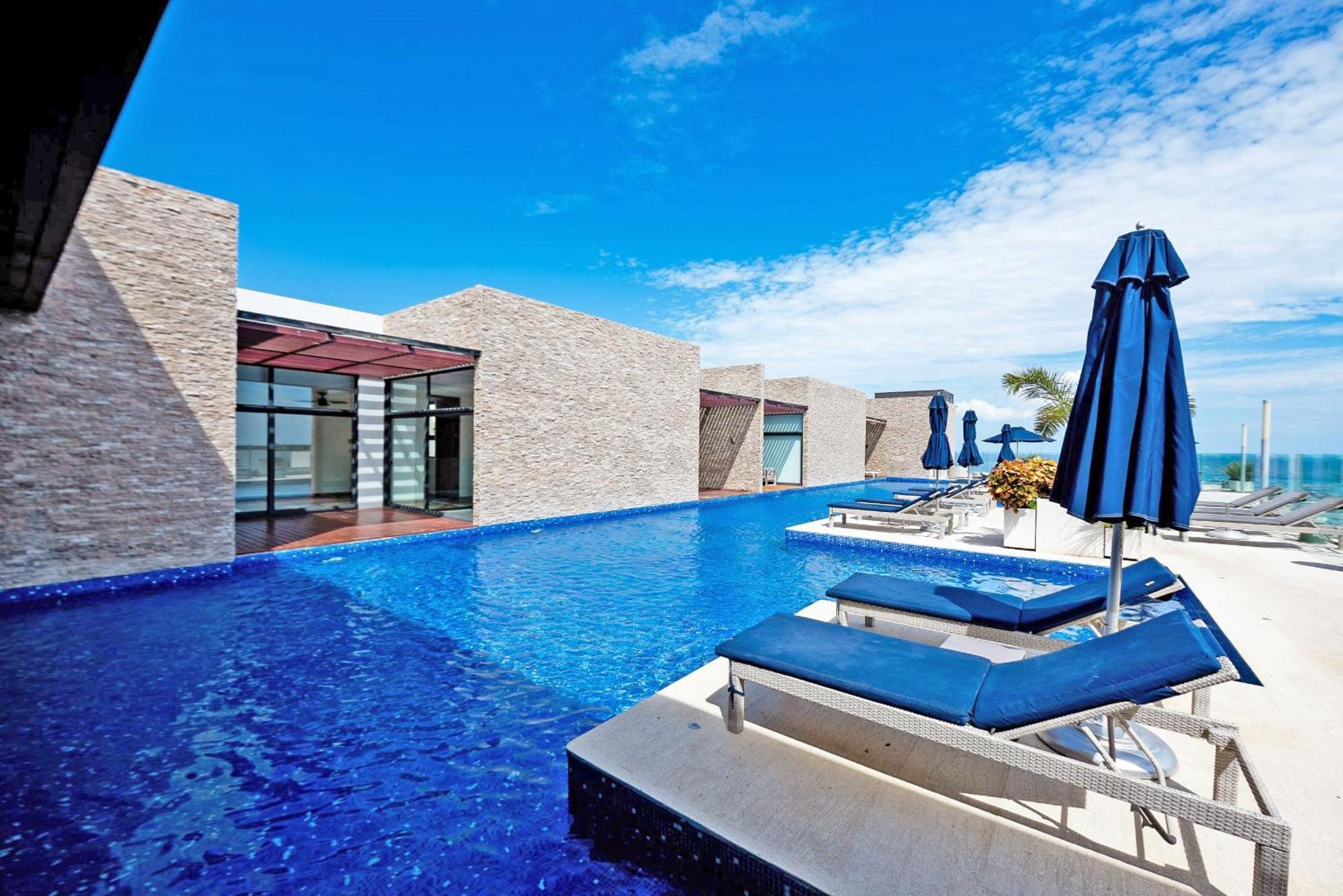 Exquisite Luxurious 1 Bedroom Cruz Con Mar Apartment *