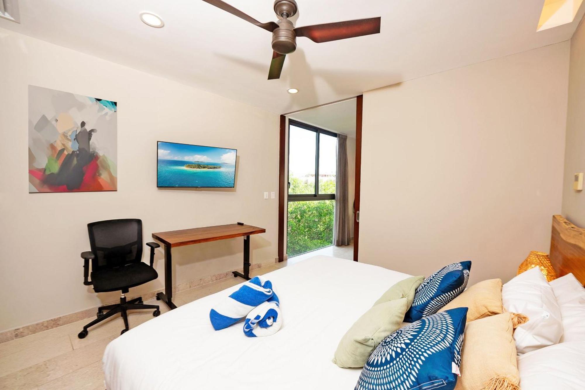 Exquisite Luxurious 1 Bedroom Cruz Con Mar * Playa del Carmen