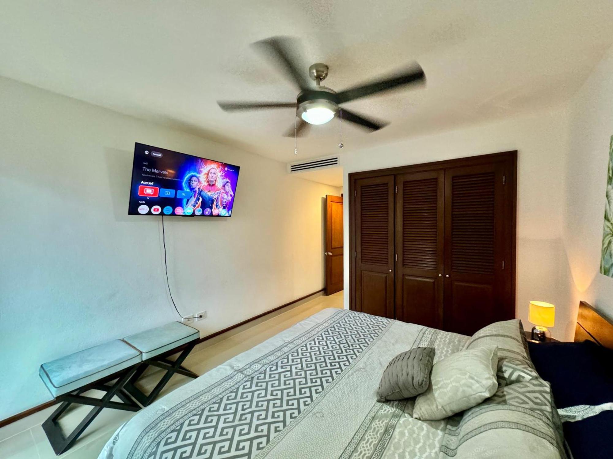 Apartment 3 Bedroom Heart Playa!
