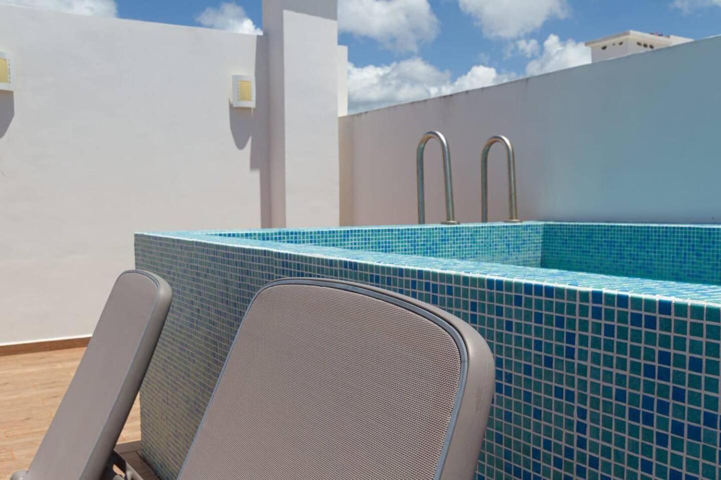 Apartment Private Pool Beautiful And Centric 1br Ph *