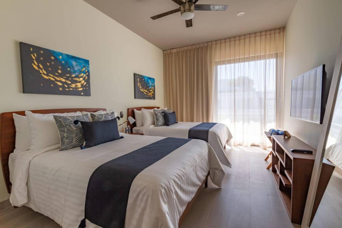 Luxury 2br, Ocean View From Balcony And Rooptop