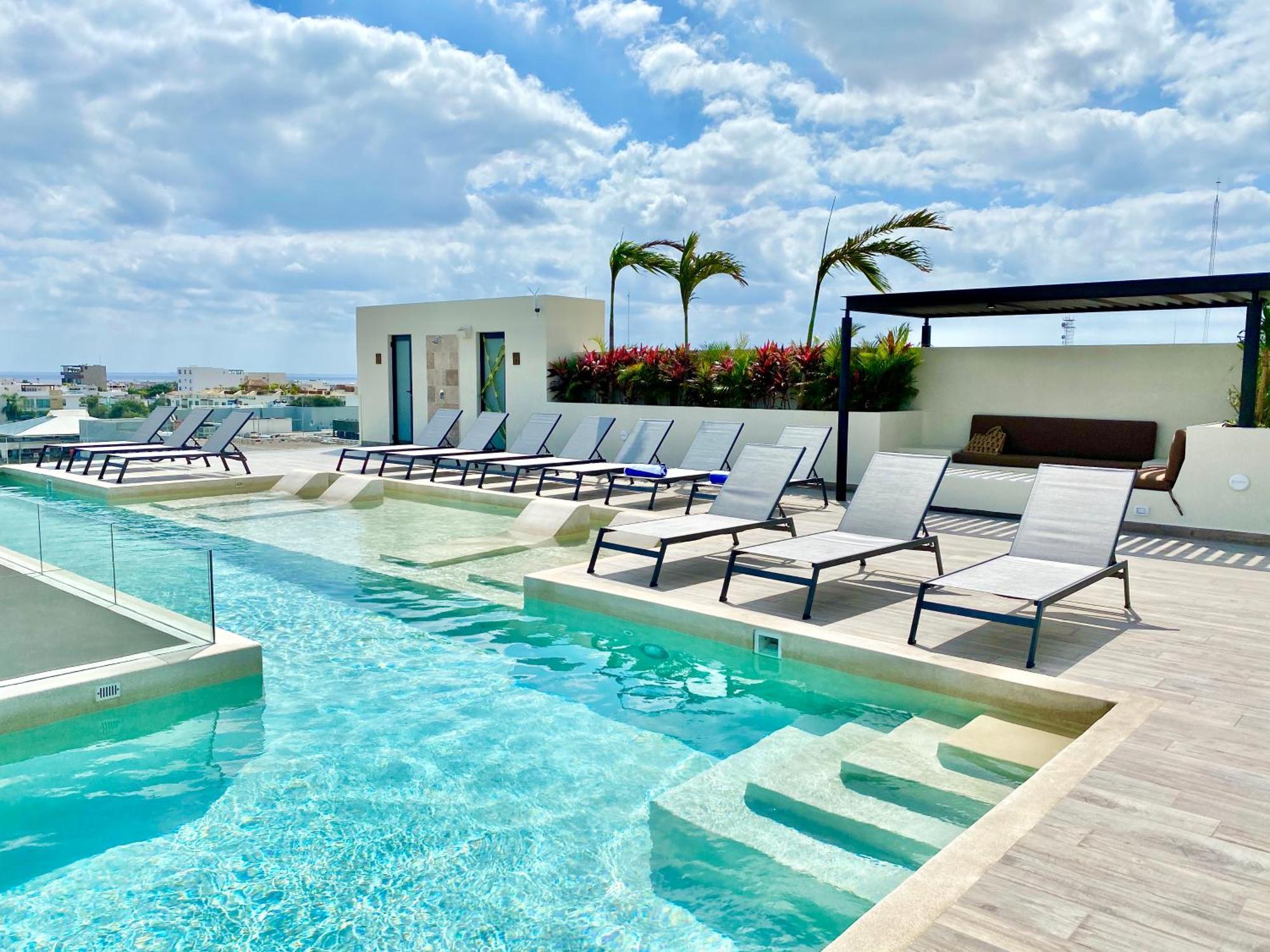 Veranto Amazing Penthouse With Private Pool And Rooftop Apartment