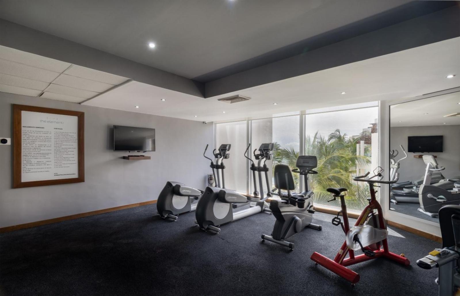 Holiday home Executive Penthouse With Unobstructed Views At The Elements By Bric
