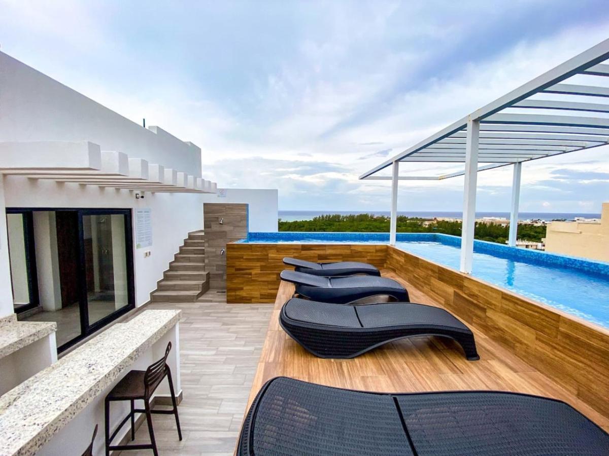 Shiny On 5th Ave With Pool And Gym Steps To Apartamento *