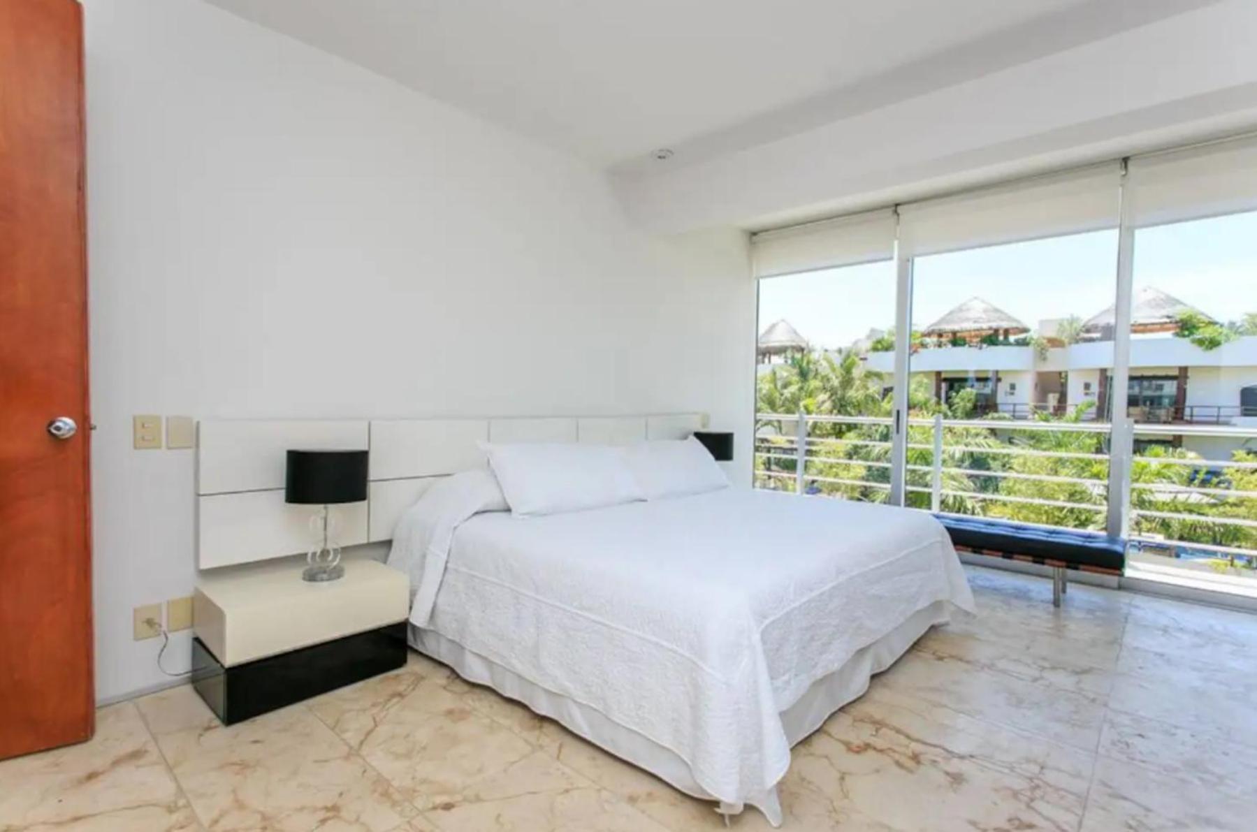 Apartment Spacious Magia Steps To The & 5th Ave Playa del Carmen