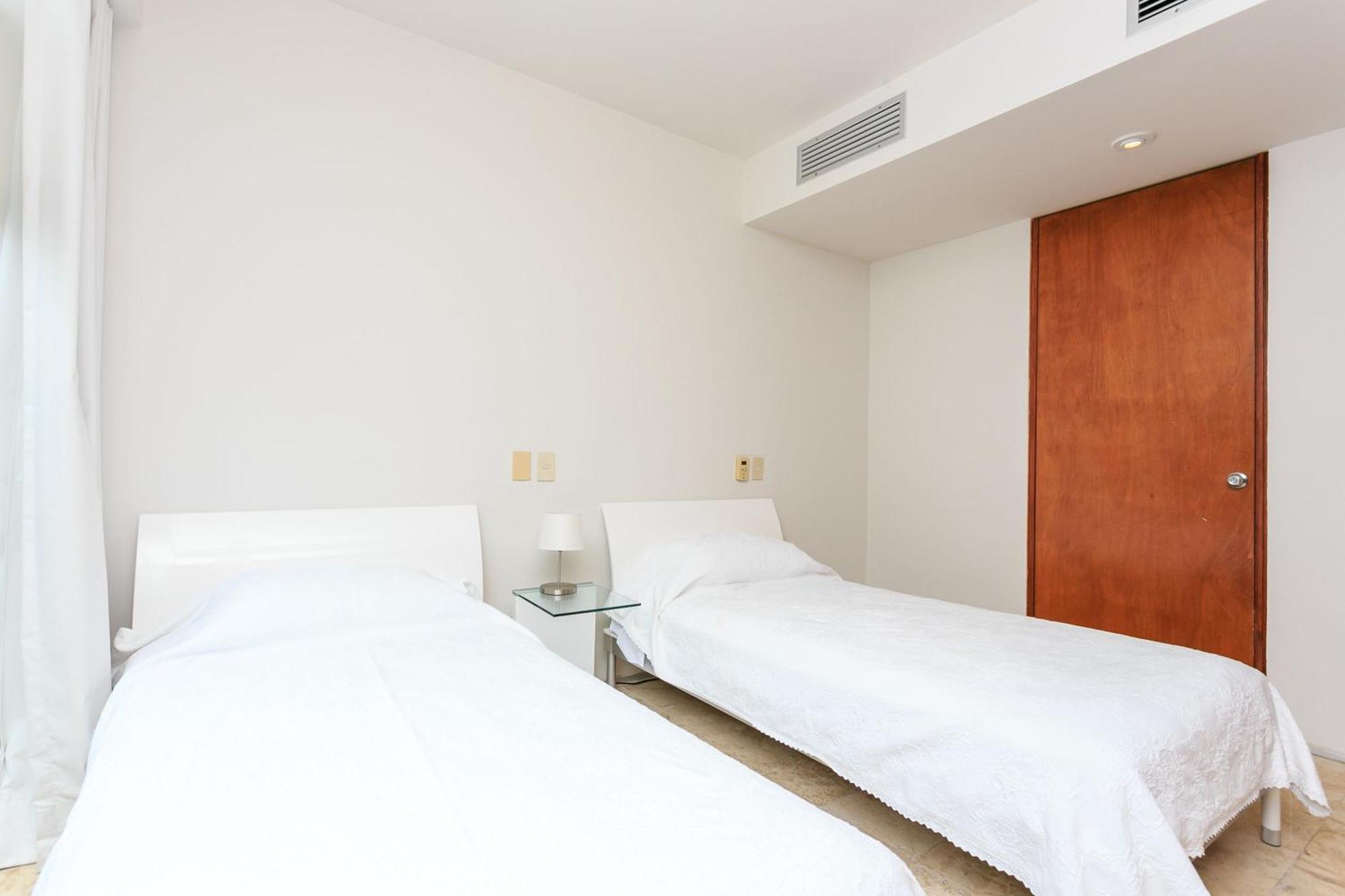 Apartment Spacious Magia Steps To The & 5th Ave *