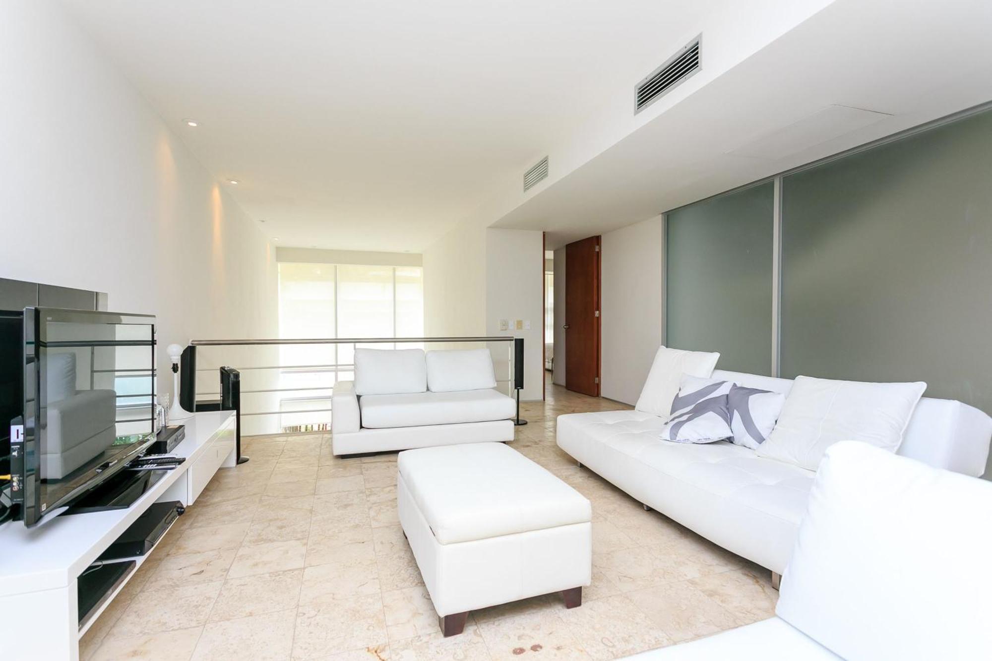Spacious Magia Steps To The & 5th Ave Apartment Playa del Carmen