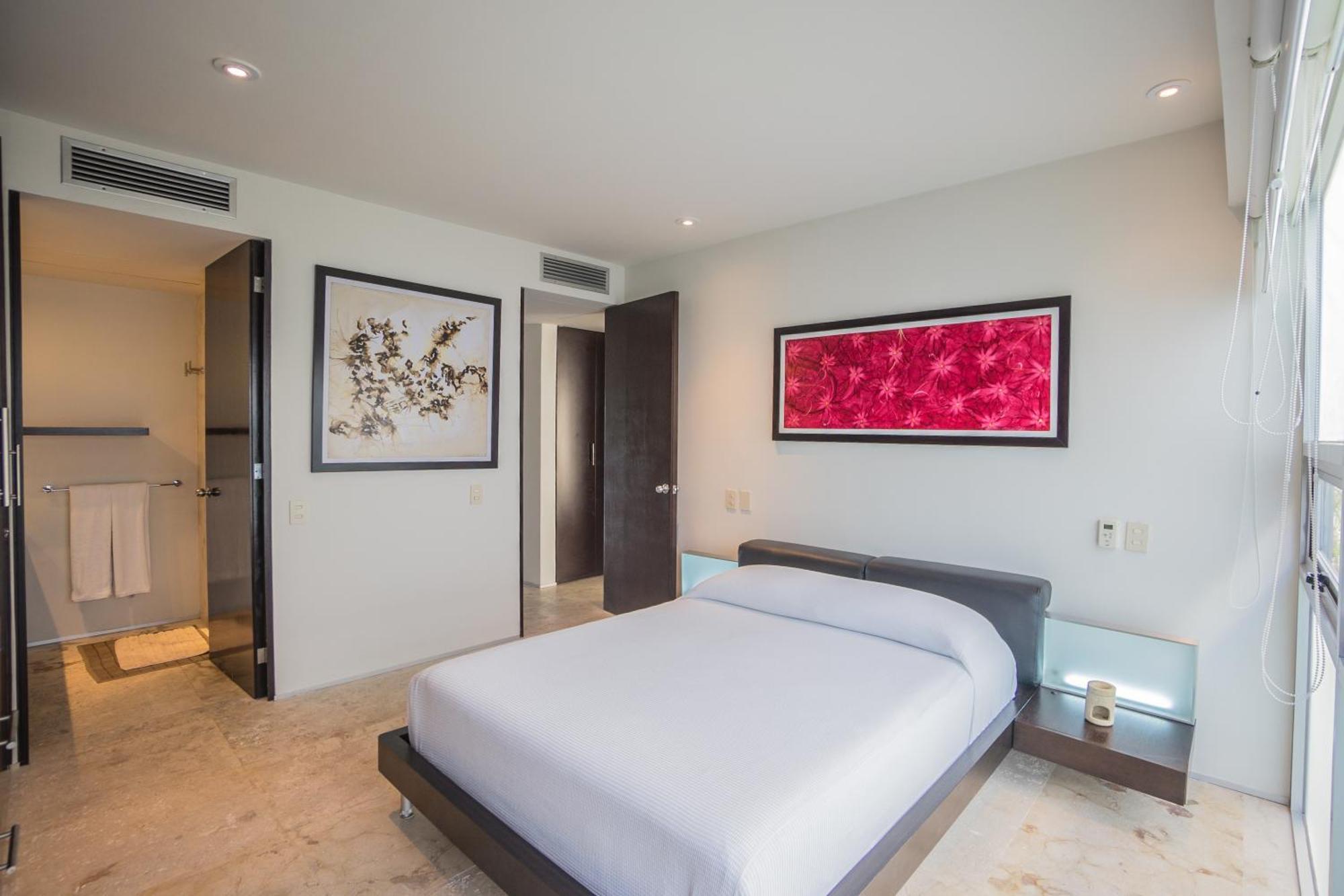 Spacious Magia Steps To The & 5th Ave Playa del Carmen