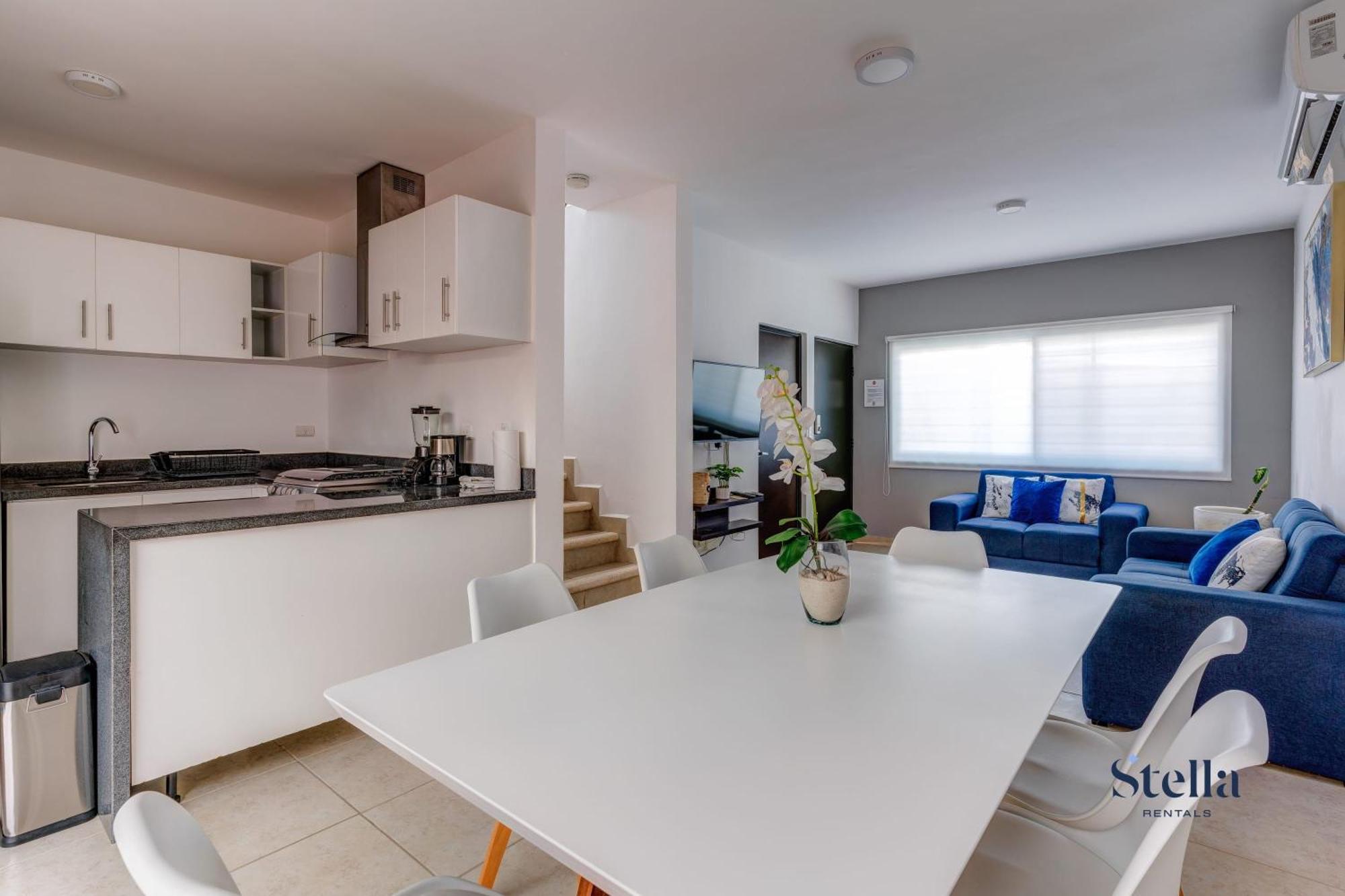 Apartment Private Roof With Bbq Shared Pool And Playground