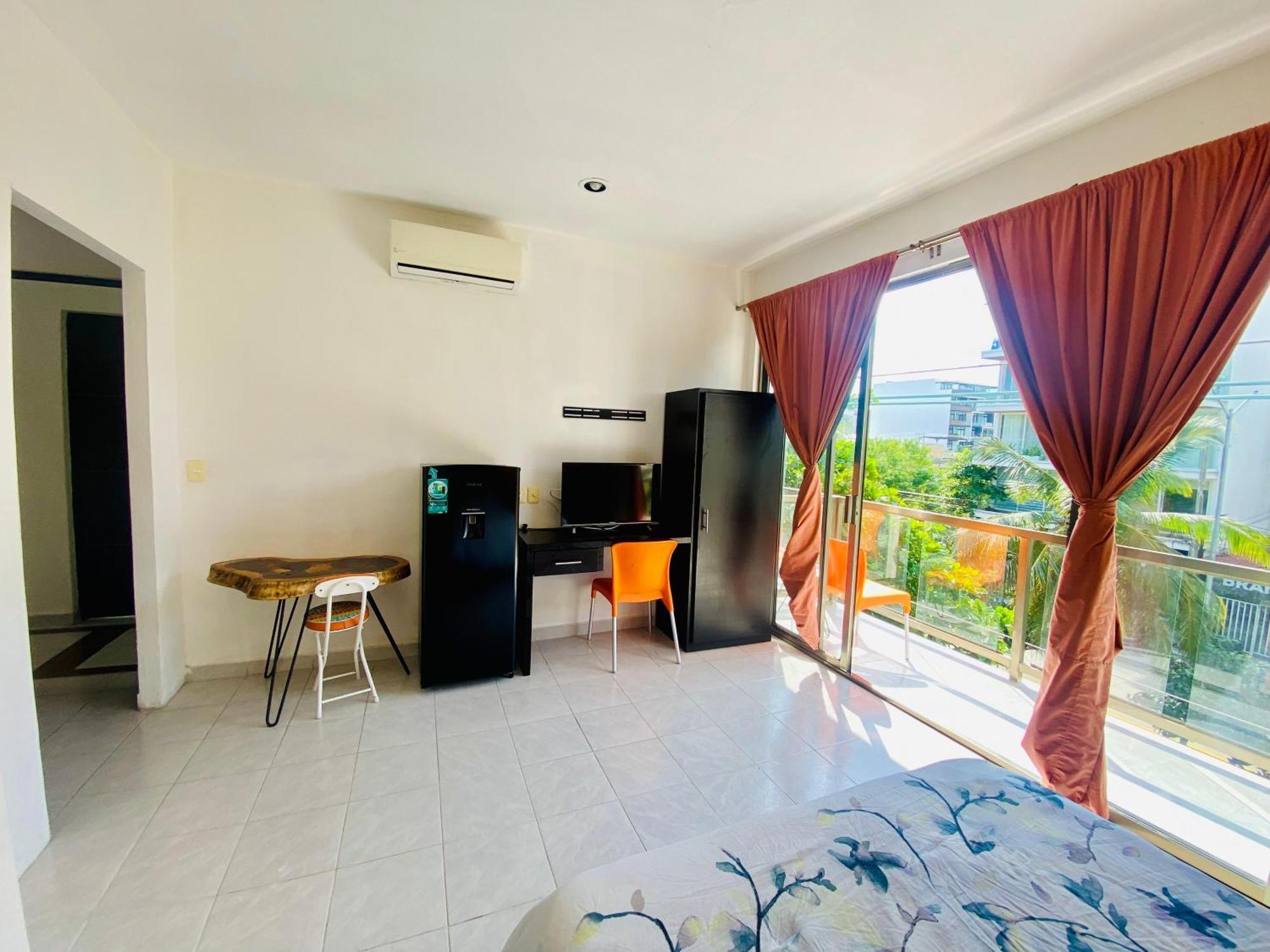 Aparthotel Tucasaenplaya *