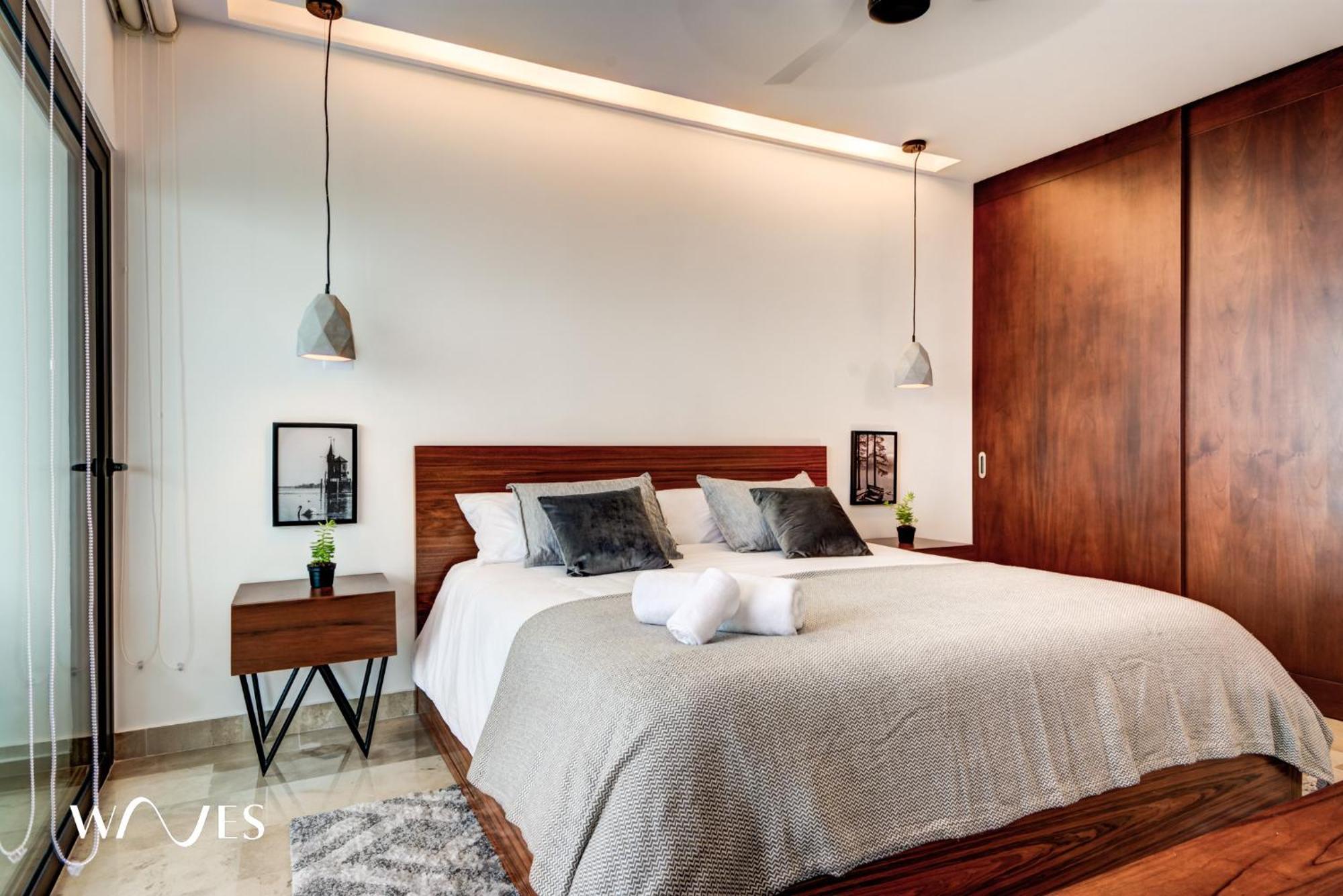 1 Br. With Private Jacuzzi And Rooftop Pool Apartment