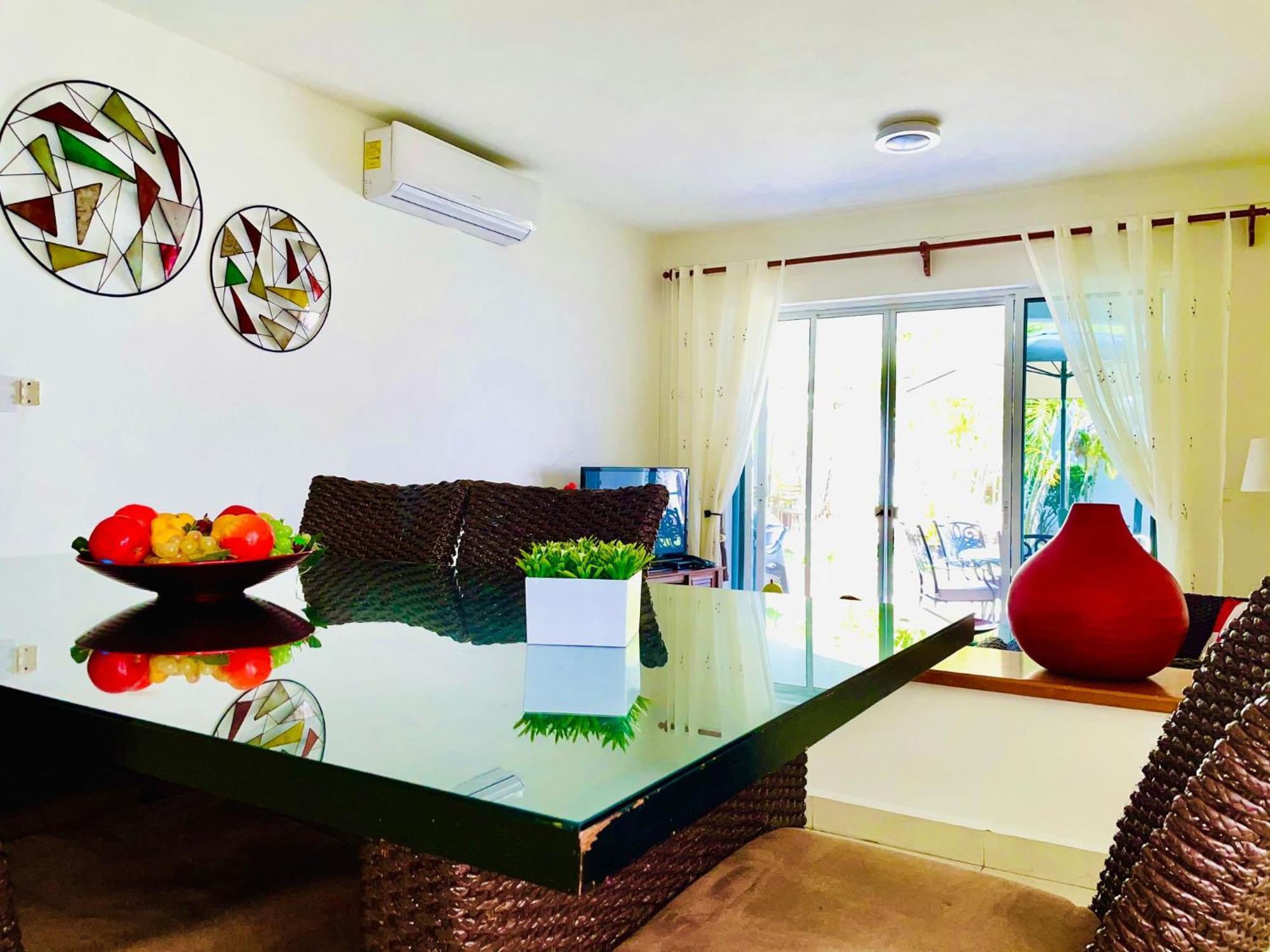 Deluxe Budget Balcony With Swimming Pool Air Conditioning And Parking Playa del Carmen
