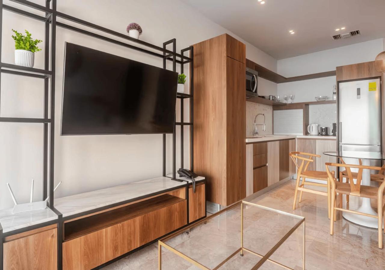 Luxury 1br Prime Location Apartment Playa del Carmen