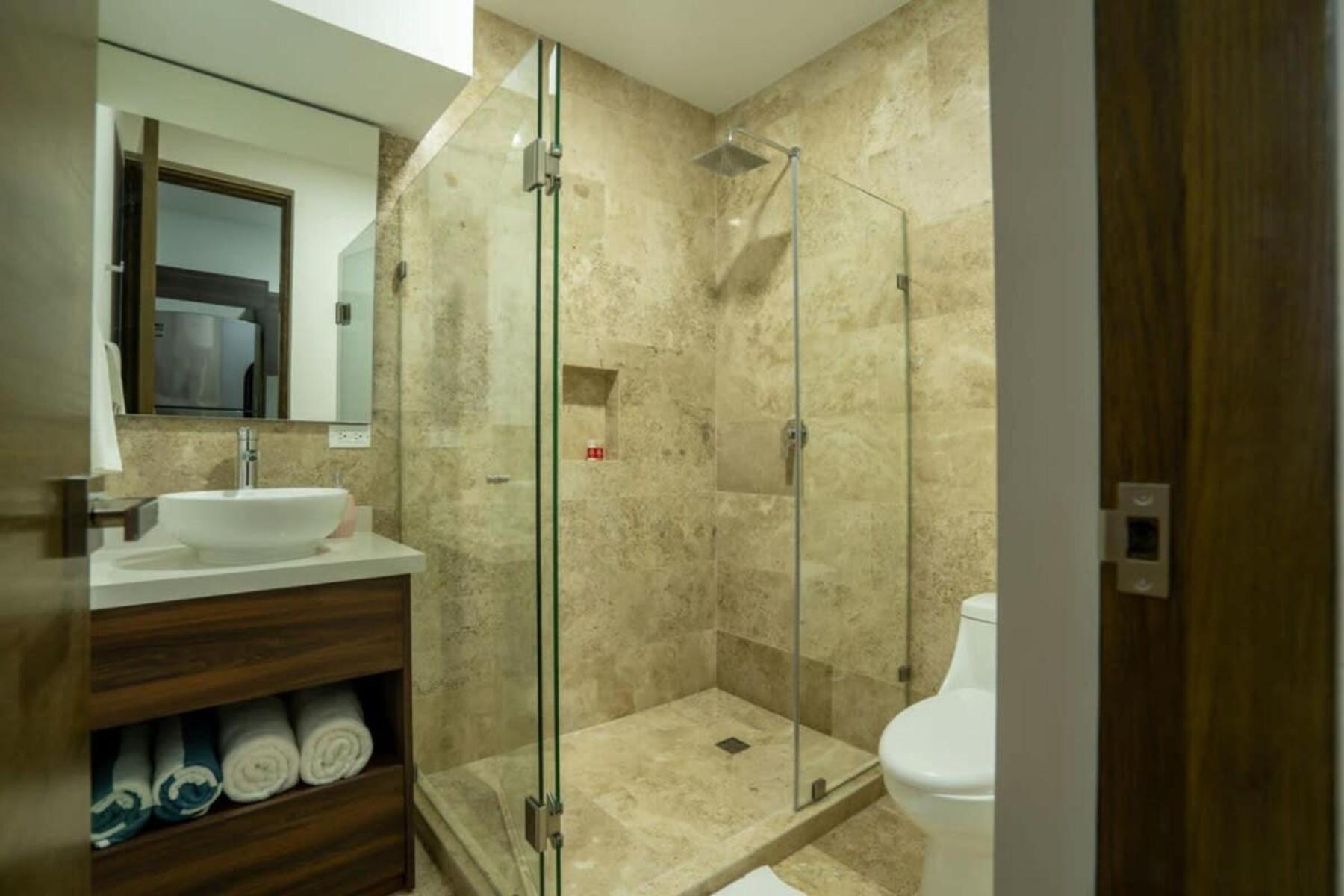 Cozy Pool And Roof Lounge 5 Blocks Holiday home Playa del Carmen