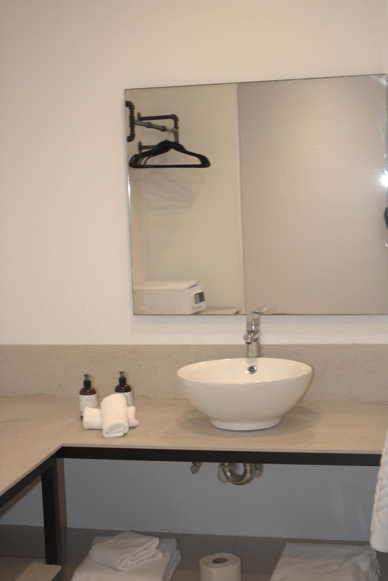 B10 - Distinctive Hotel- Aparthotel *