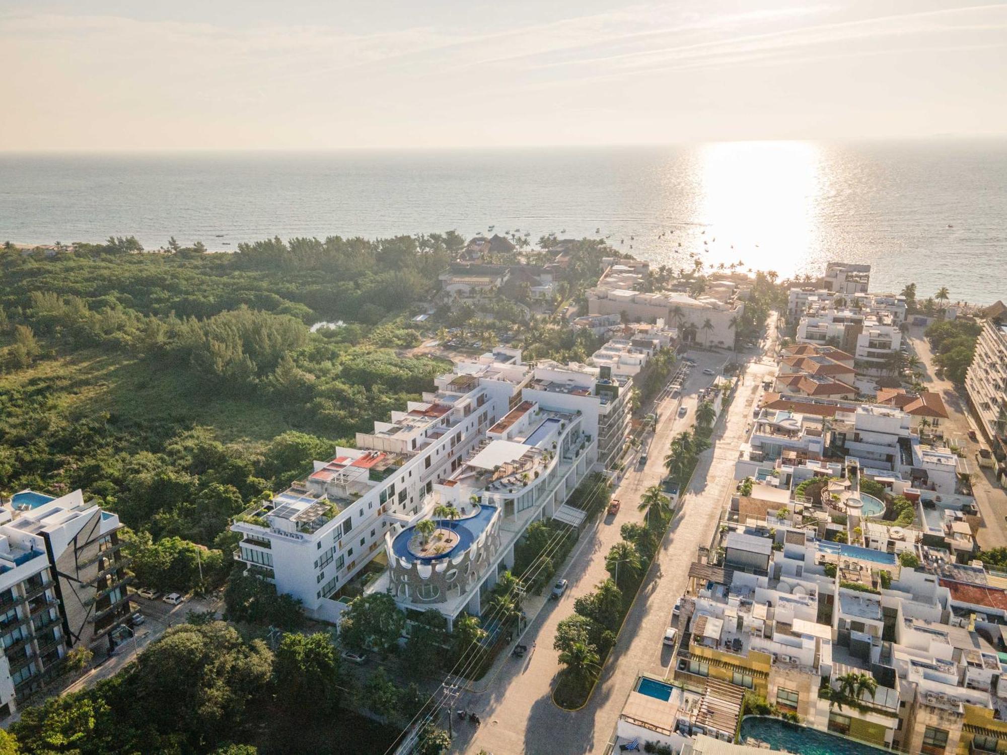 Modern 200m From & 5th Ave Playa del Carmen