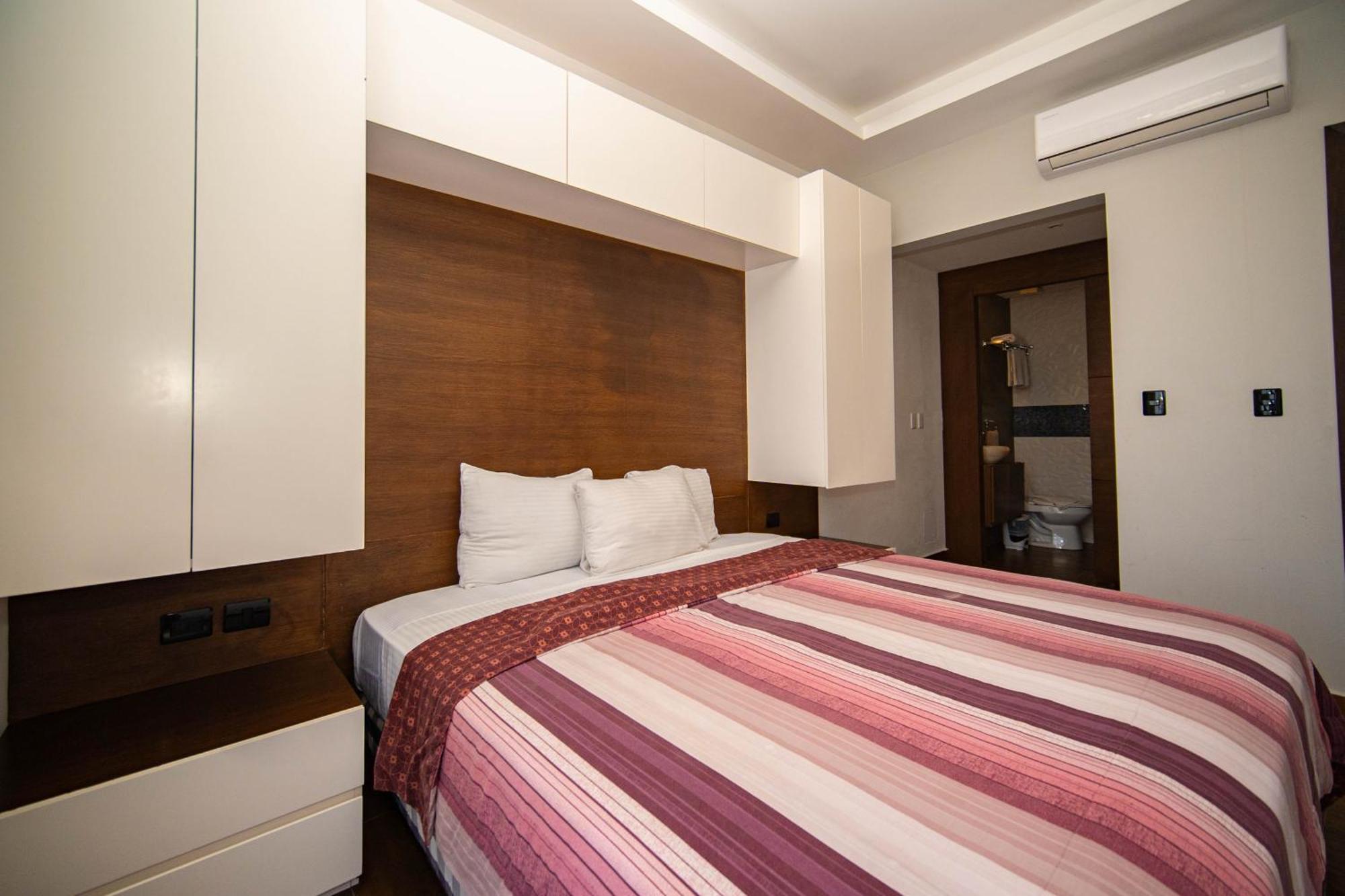501ph - Spacious In The Center, Only 10 Minutes Walking Distance To The Beaches Appartement *