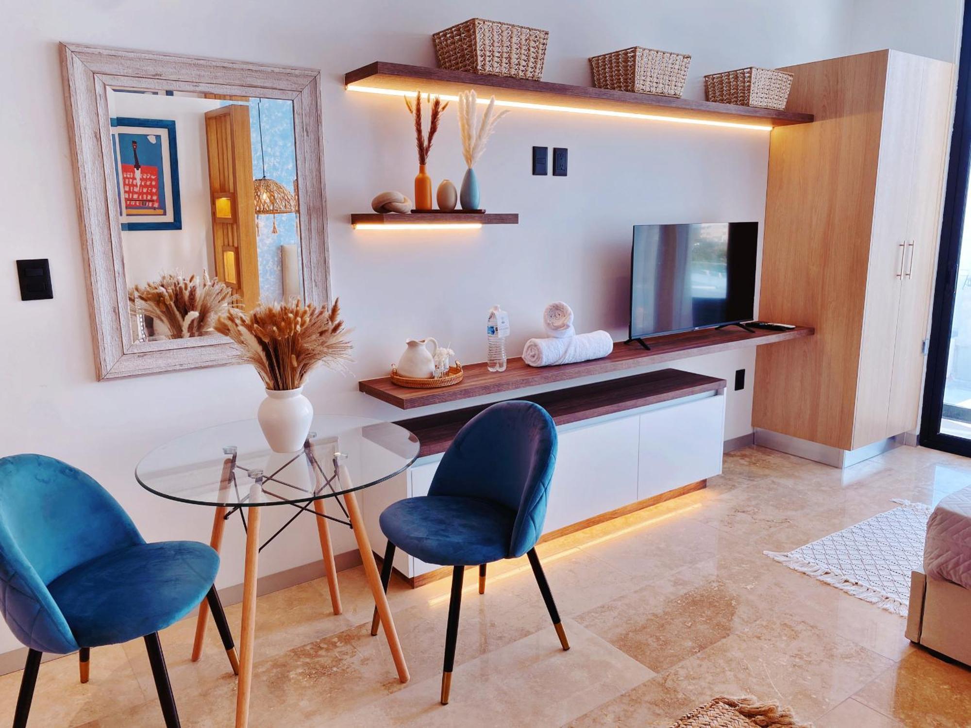 Brand New In 4th Floor With Balcony And Elevator Apartment